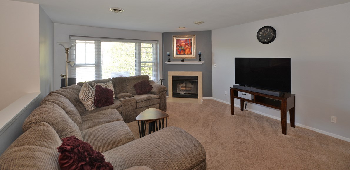 3140 Wood Rd, Racine, WI 53406-5384