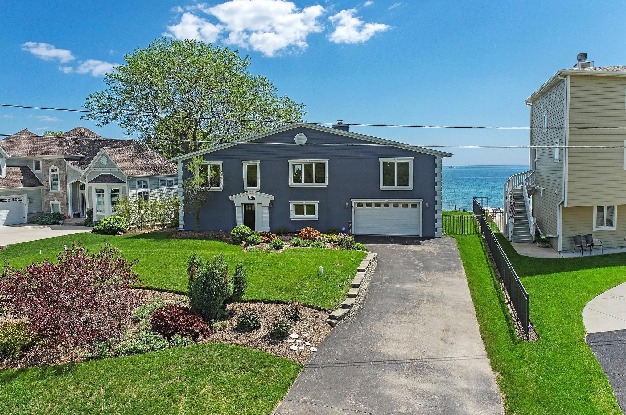 9617 Lakeshore Dr, Kenosha, WI 53158