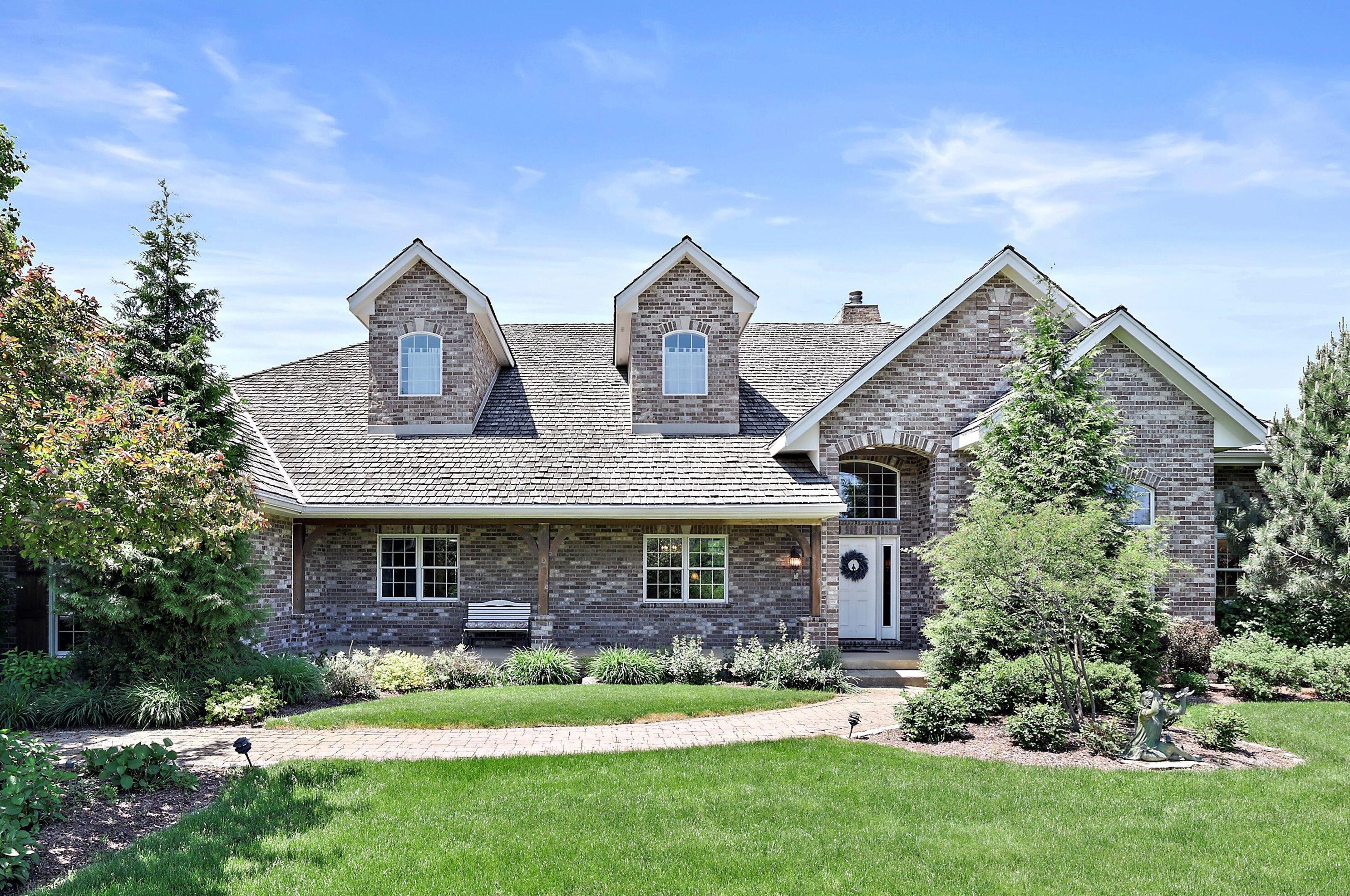 13603 N Martin Way, Thiensville, WI 53097