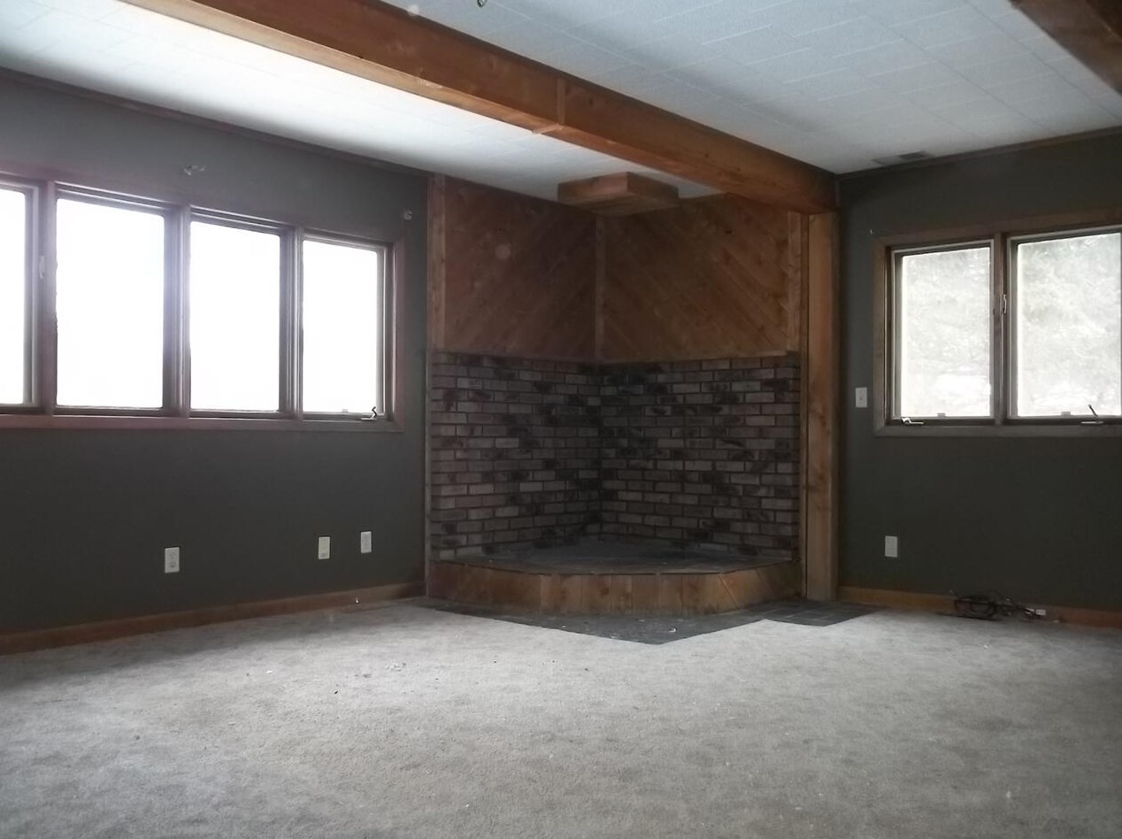 457 Jackson Ave, Worcester, WI 54555-1021