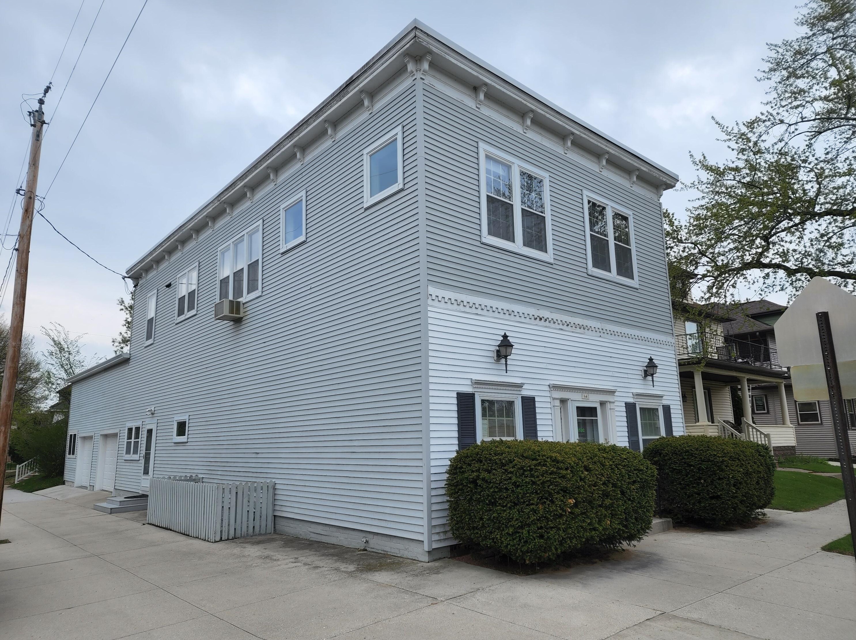 1641 5th St, Sheboygan, WI 53081-2837