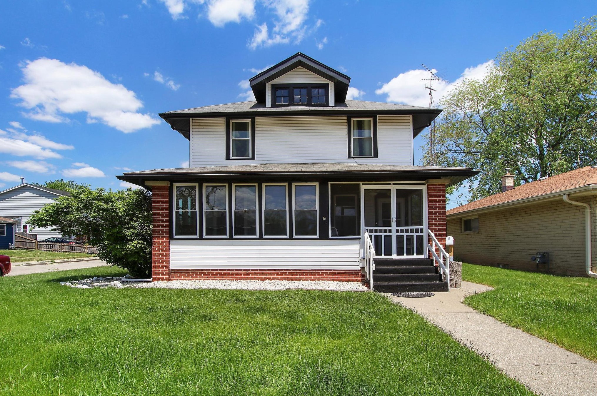3416 Republic Ave, Racine, WI 53405-3870