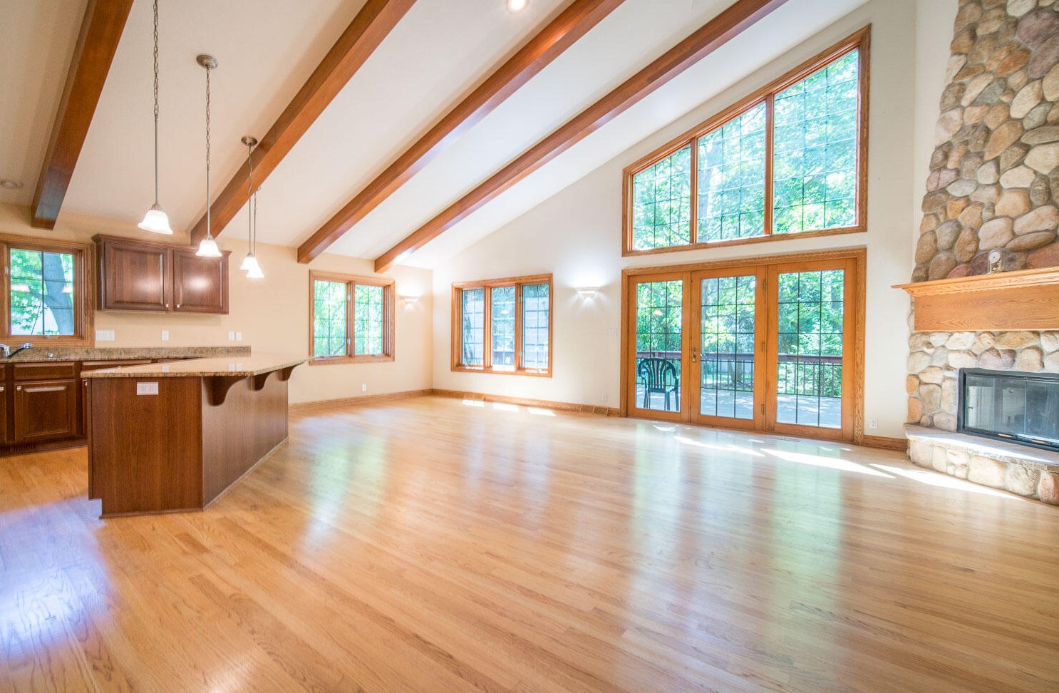 8309 Lovers Lane Rd, Hales Corners, WI 53132