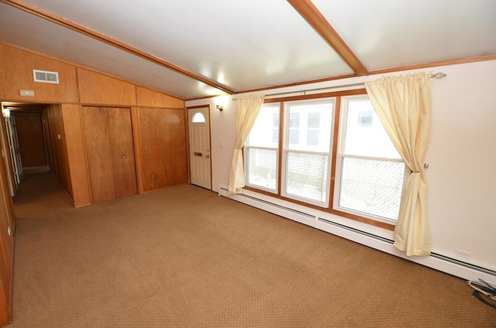 2052 Thurston Ave, Racine, WI 53403-4229