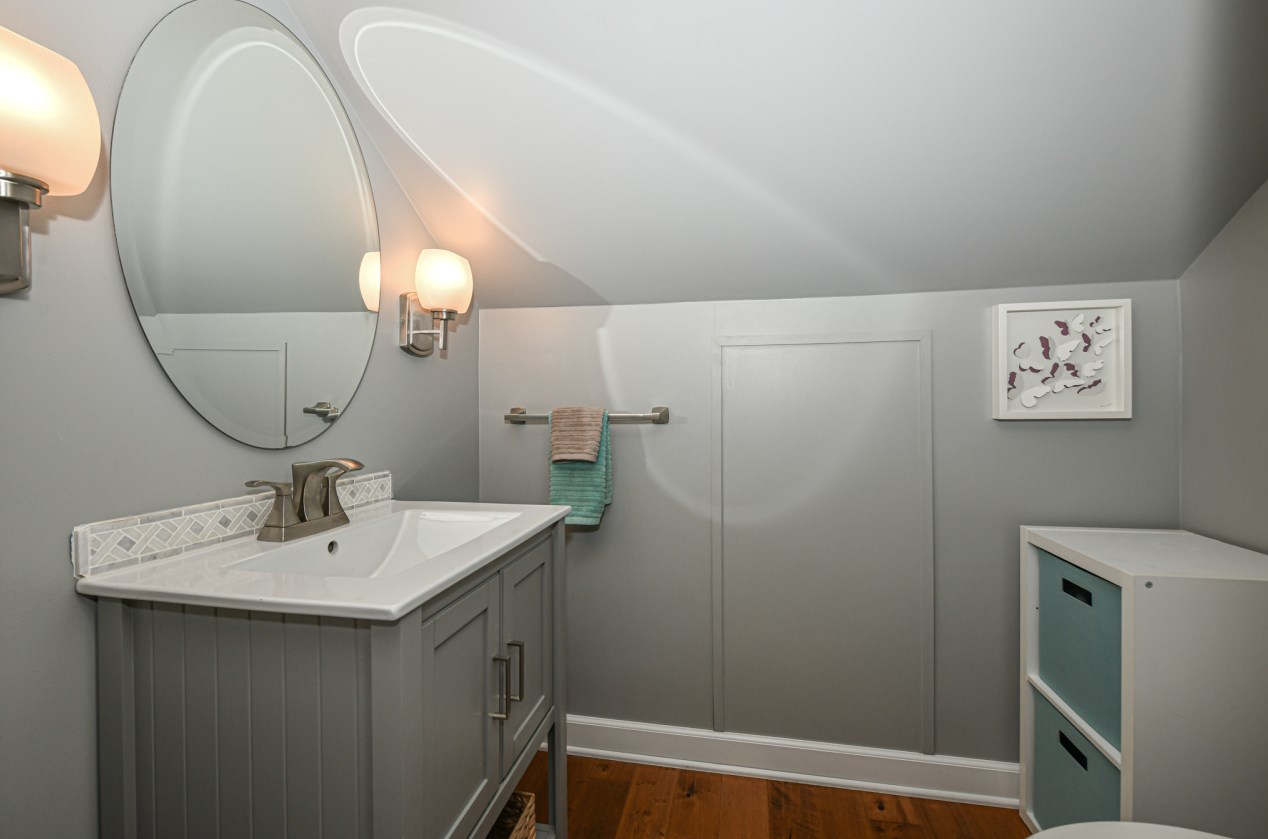 1106 Blaine Ave, Racine WI 53405-2905 exterior