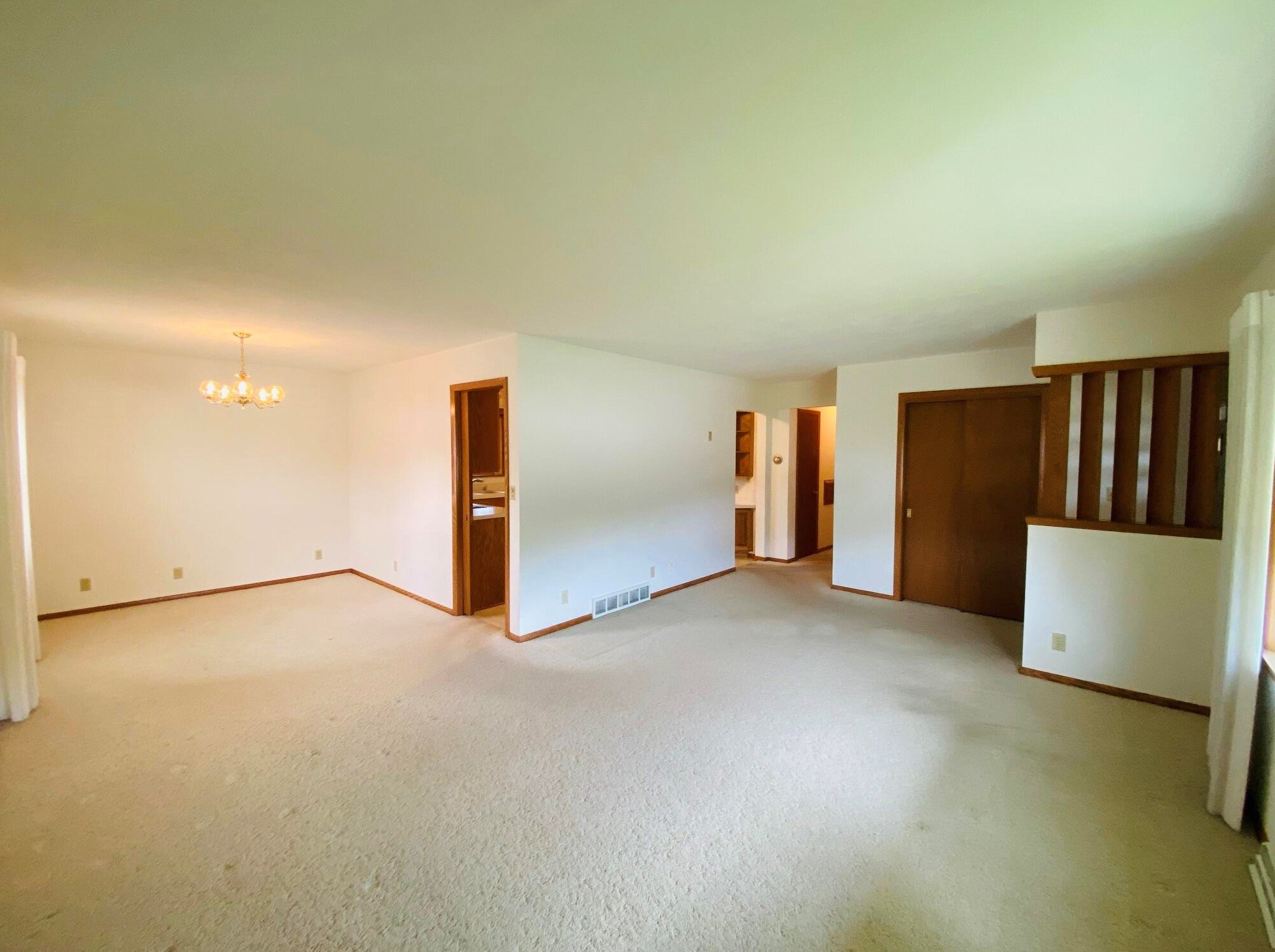 5310 Wright Ave, Racine, WI 53406-4548
