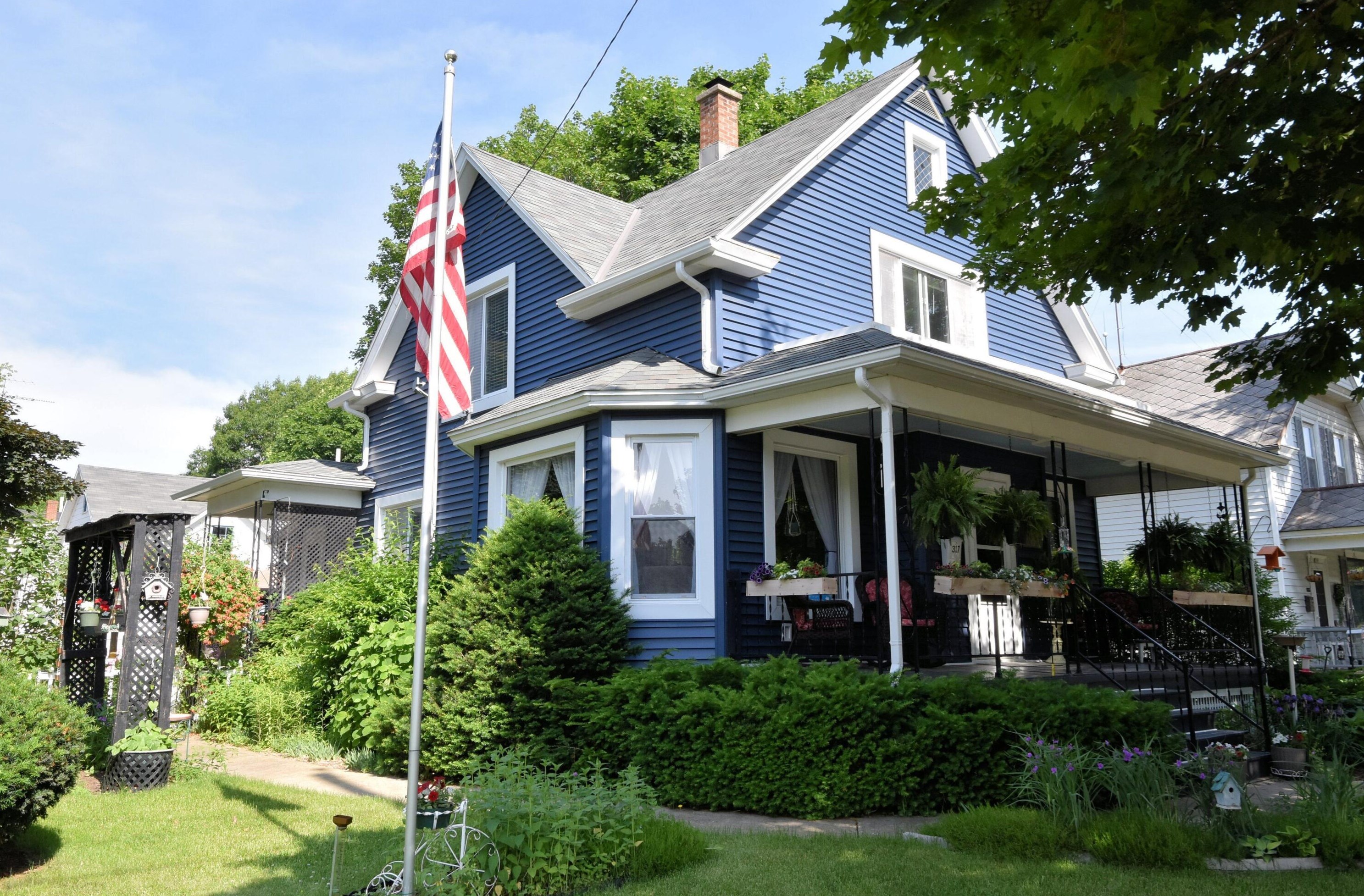 317 Henry St, Lyons, WI 53105-2223