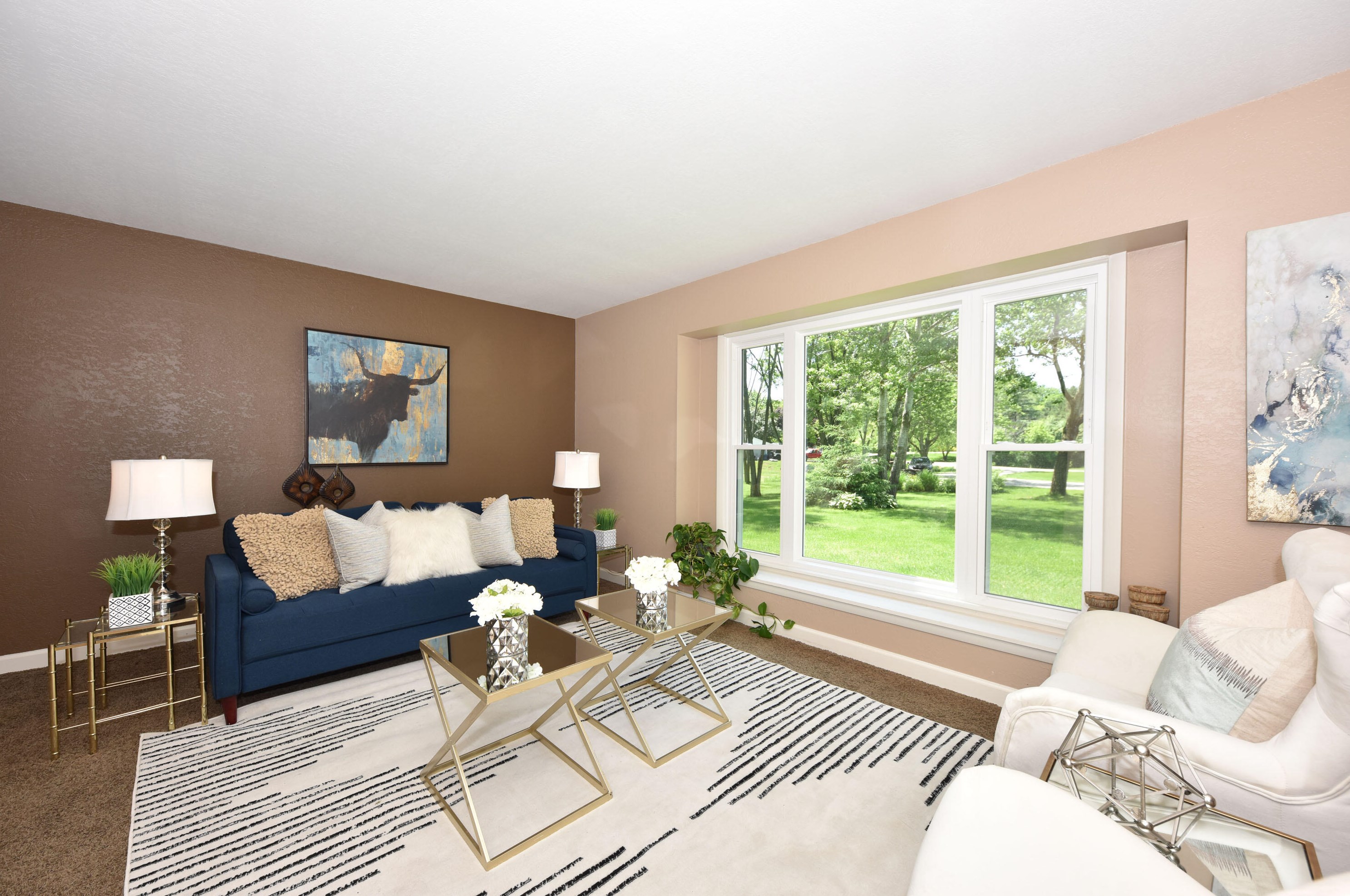 1625 Sharon Ln, Grafton, WI 53024-9646