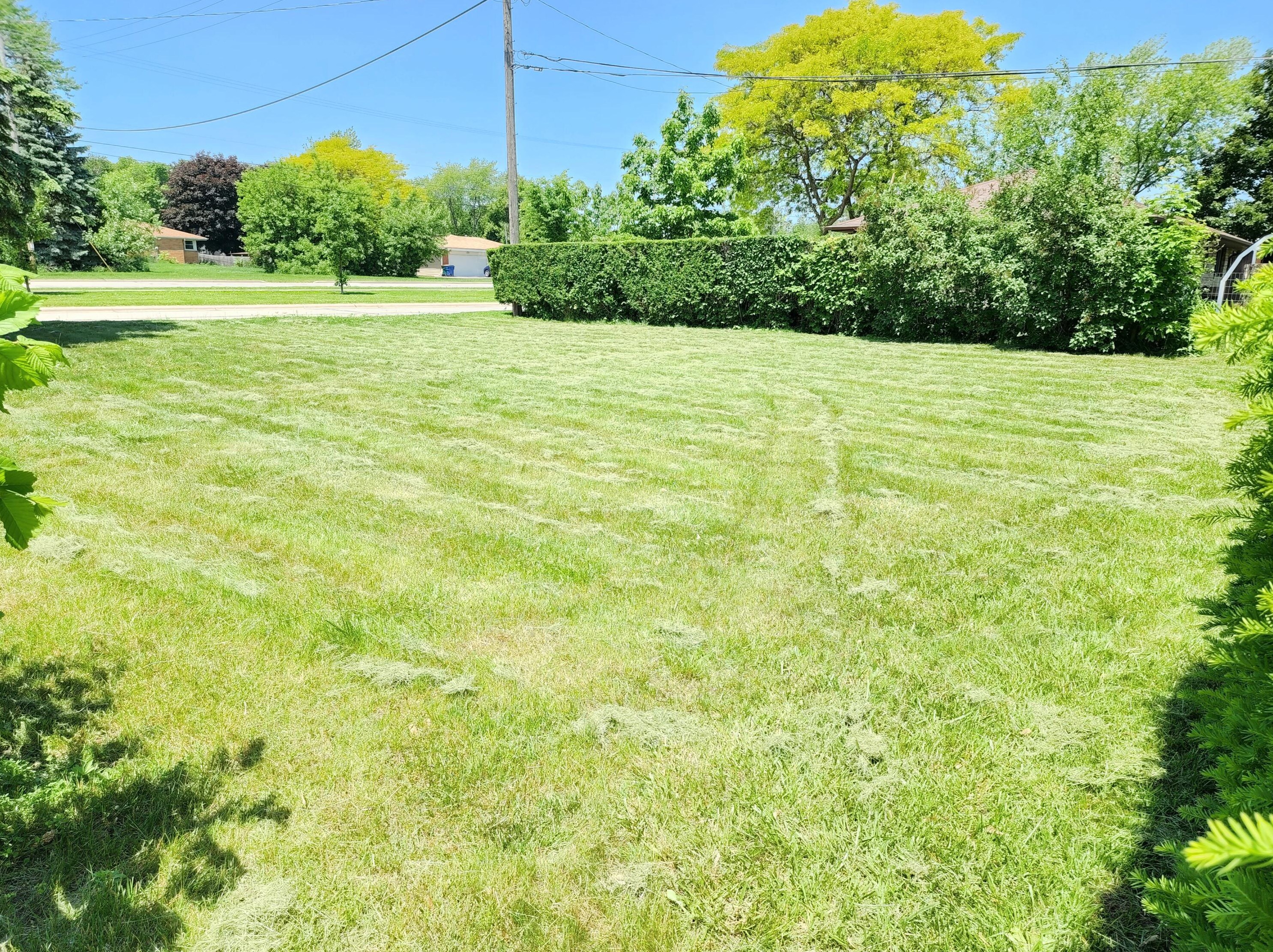 705 Nicholson Ave, South Milwaukee WI  53172-1446 exterior