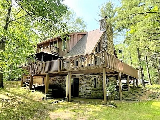 2101 Springwood Ln, Lyons, WI 53105-9659