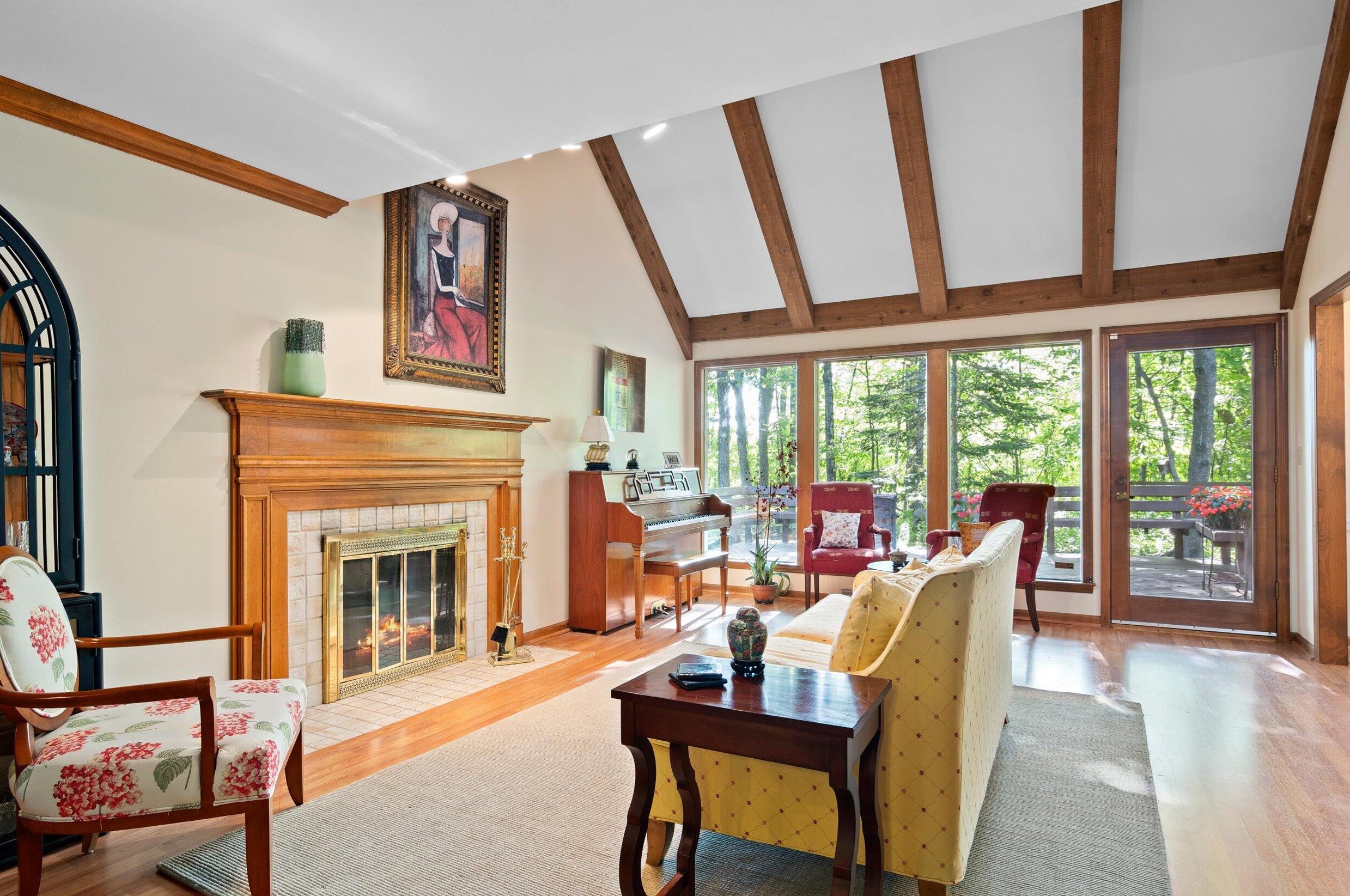 12401 N Golf Dr, Thiensville, WI 53092