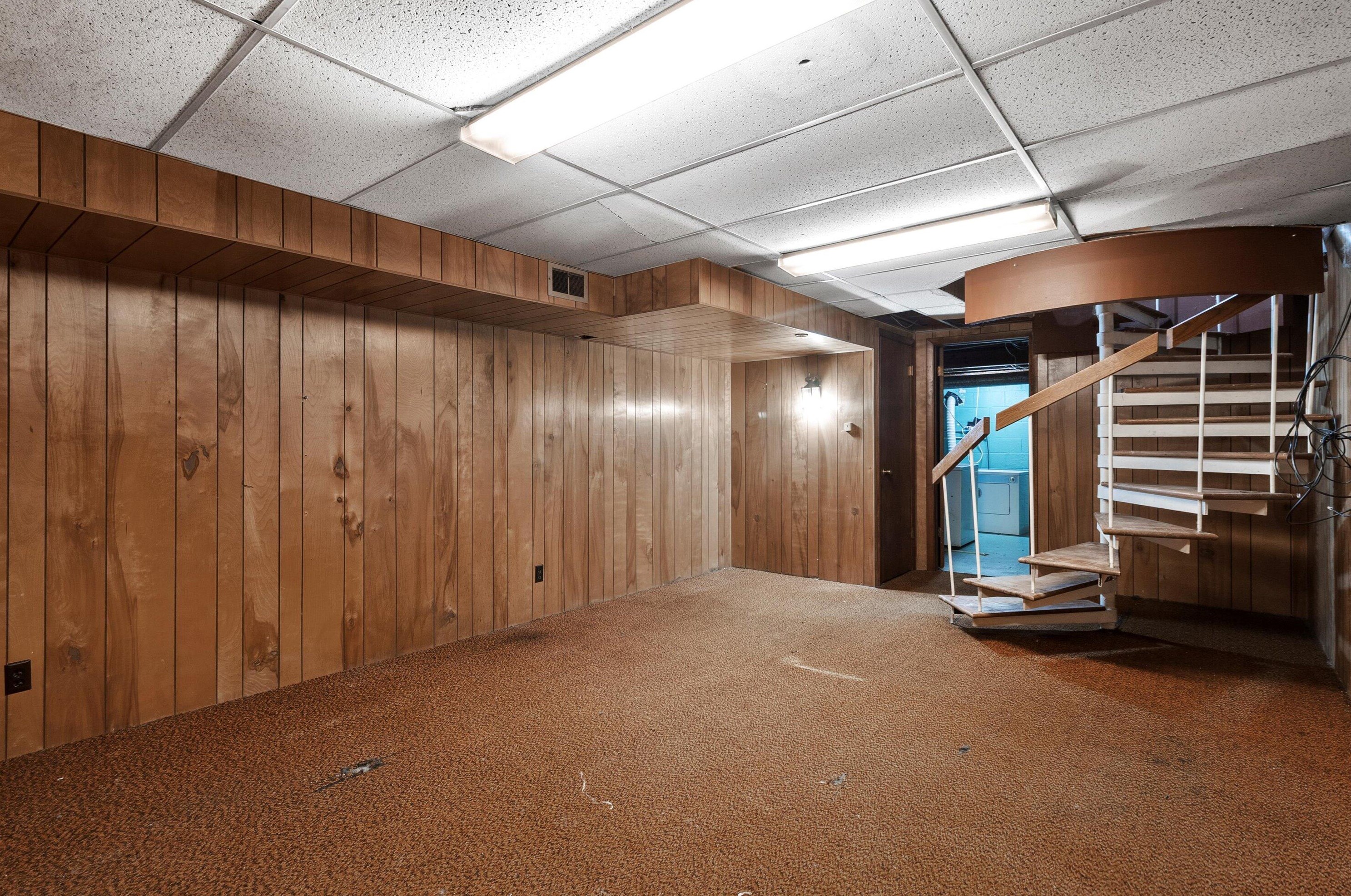 3333 5th Ave, South Milwaukee WI  53172-4015 exterior