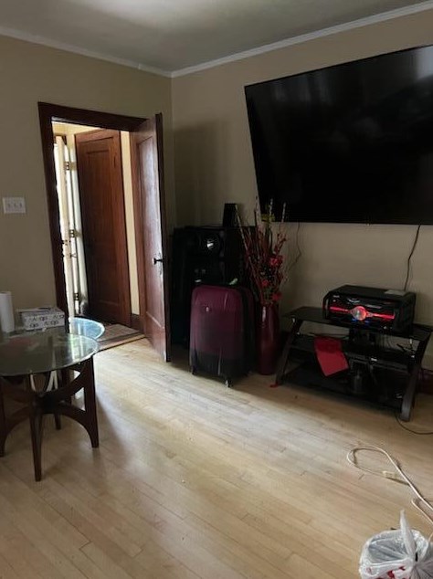 742 S 25th St #744, Milwaukee, WI 53204