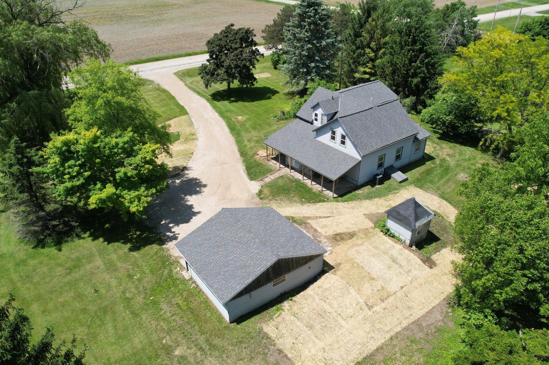2888 Mayfield Rd, Richfield, WI 53076