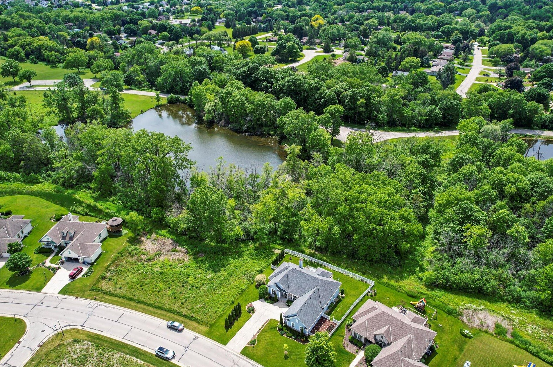 3446 Emmertsen Rd, Racine, WI 53406