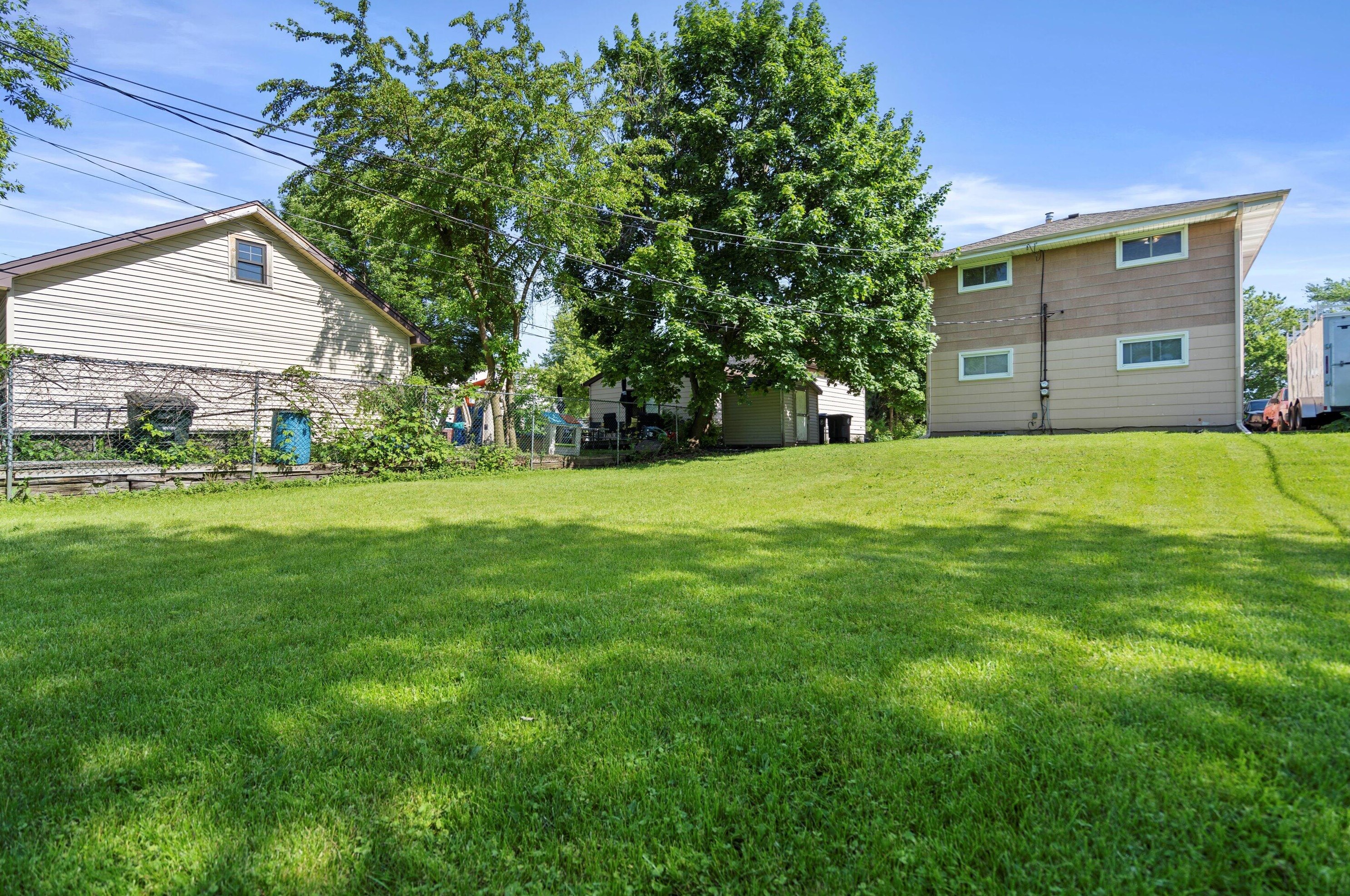 2728 E Holmes Ave, Cudahy, WI 53110
