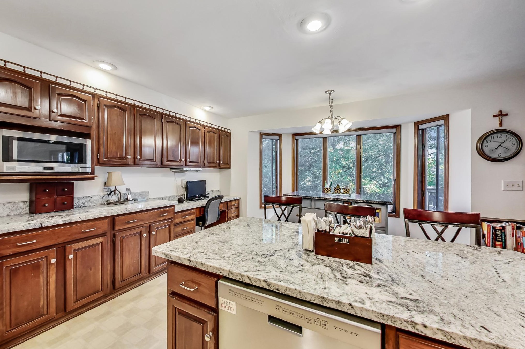 231 Pheasant Run, Union Grove, WI 53182