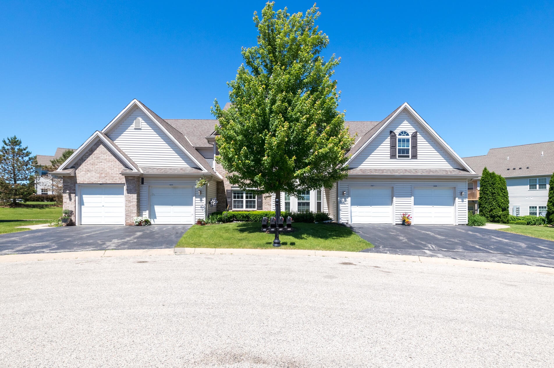 481 Cedar Ct, Slinger, WI 53086