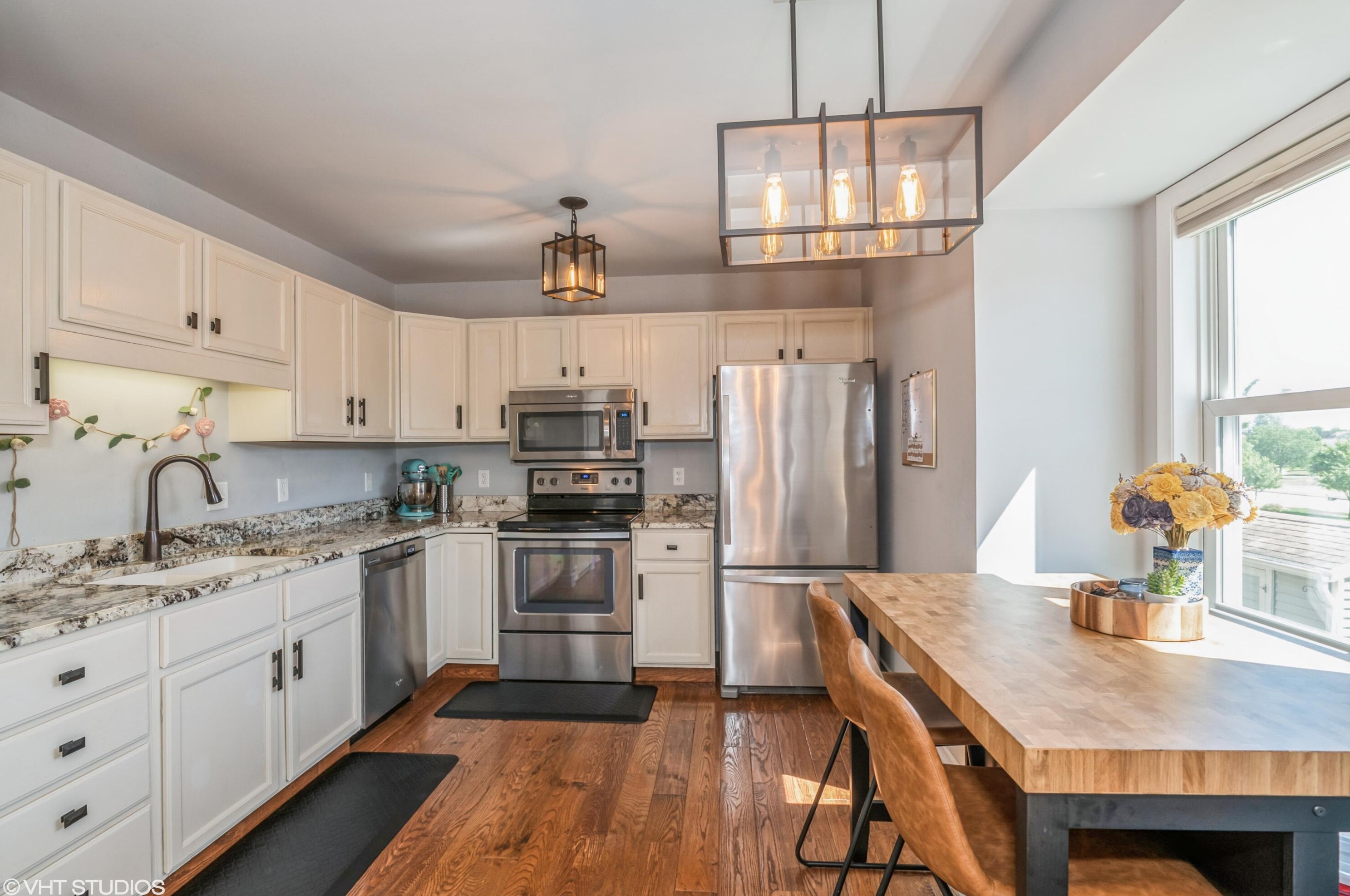 5409 39th St, Kenosha, WI 53144