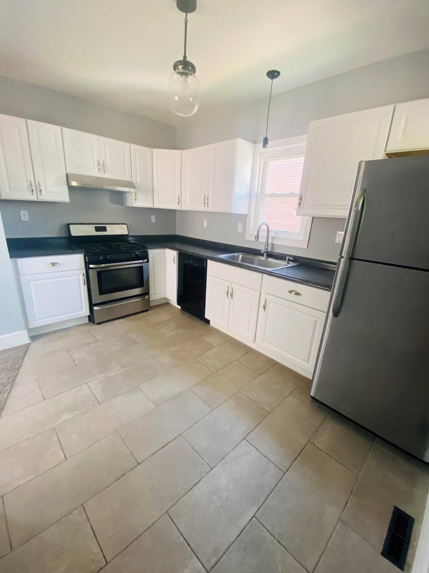 6603 15th Ave, Kenosha, WI 53143