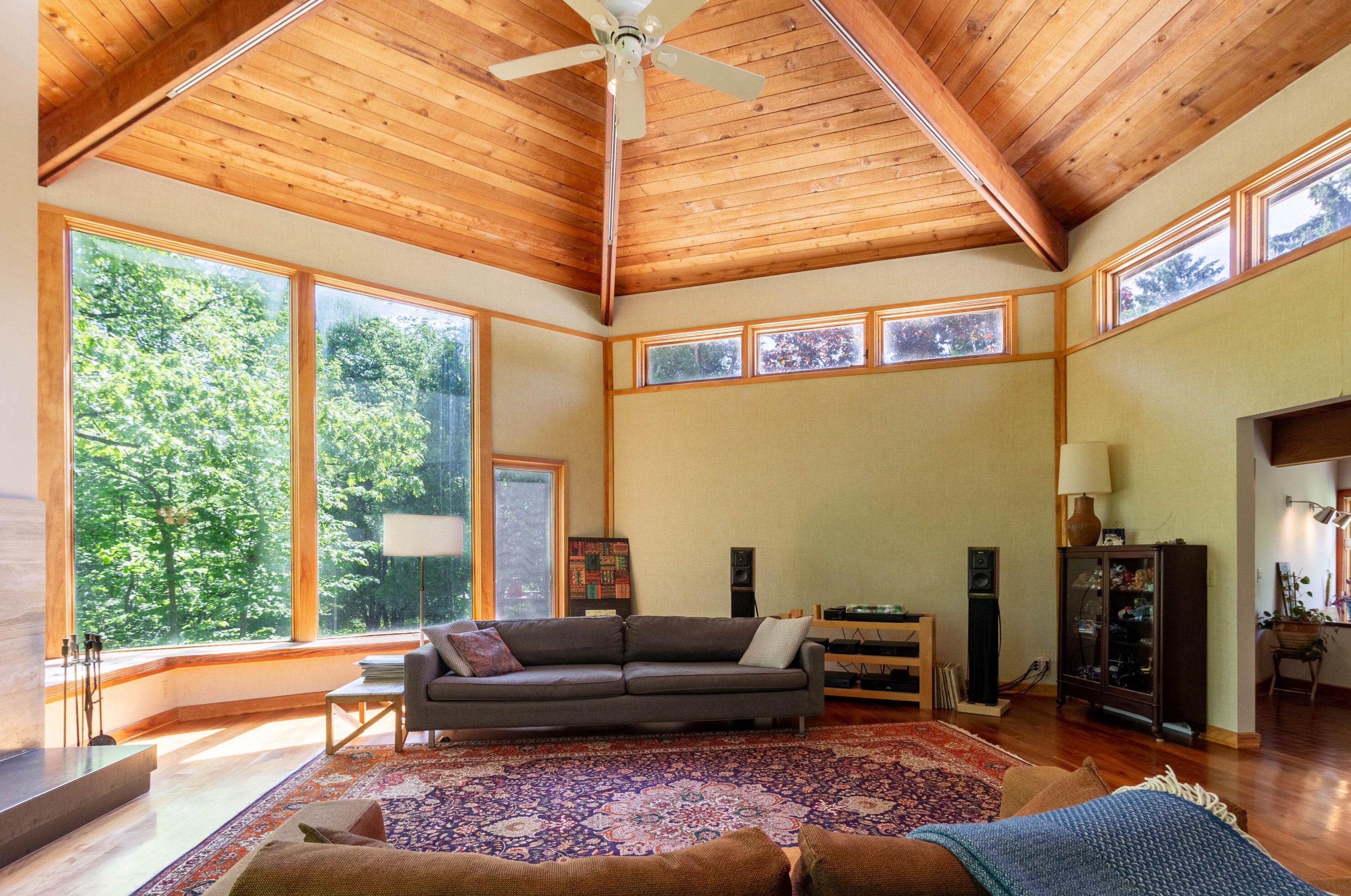 9740 N Lake Dr, Milwaukee, WI 53217