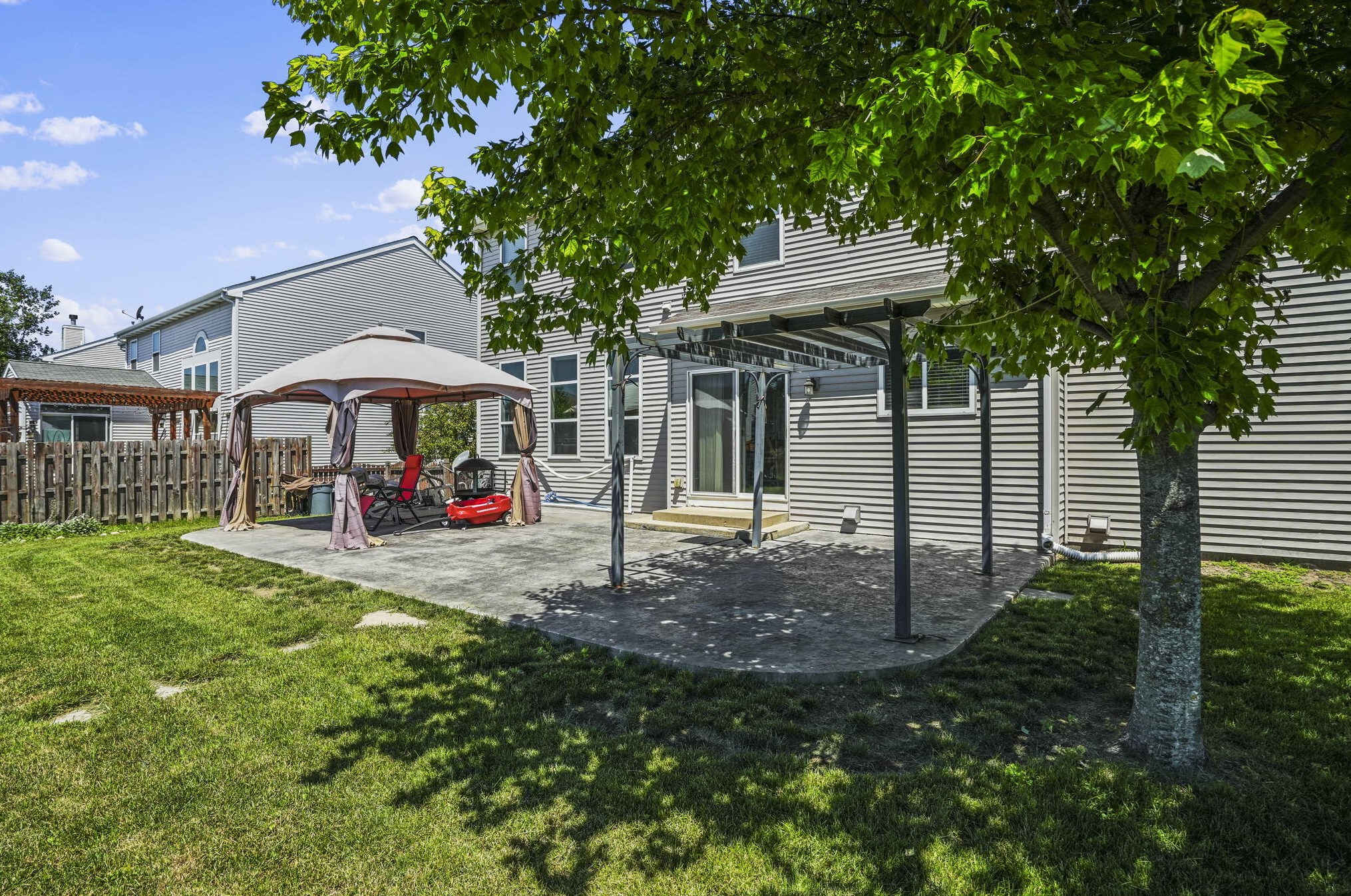 8327 65th Pl, Kenosha, WI 53142