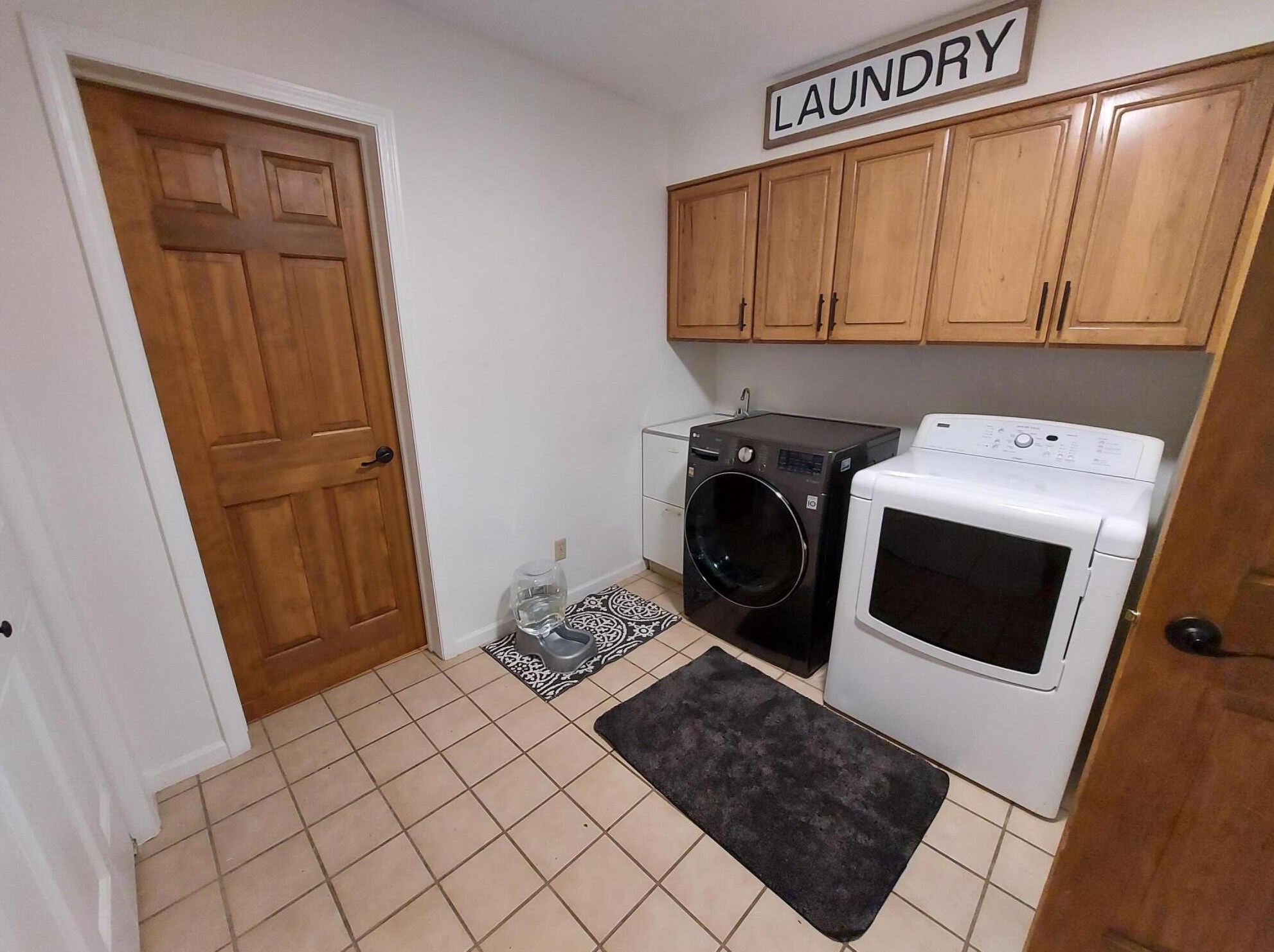 940 Satinwood Ct, Brookfield WI  53005-6852 exterior