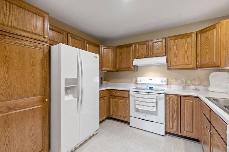1113 Carmen Ave, Sheboygan, WI 53081-7626