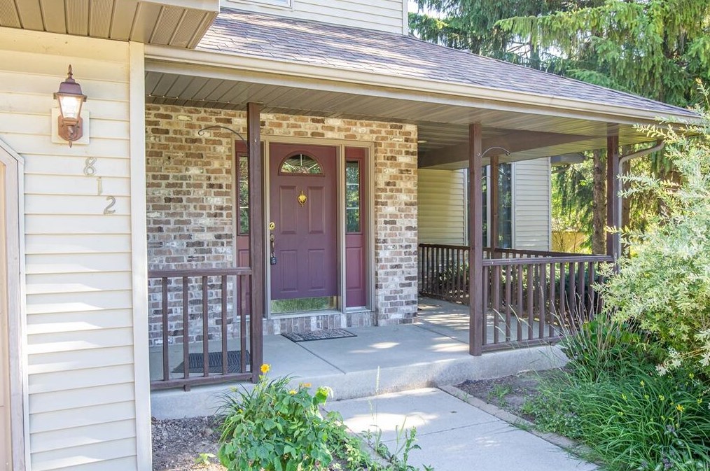 812 Suhrke Rd, Plymouth, WI 53073