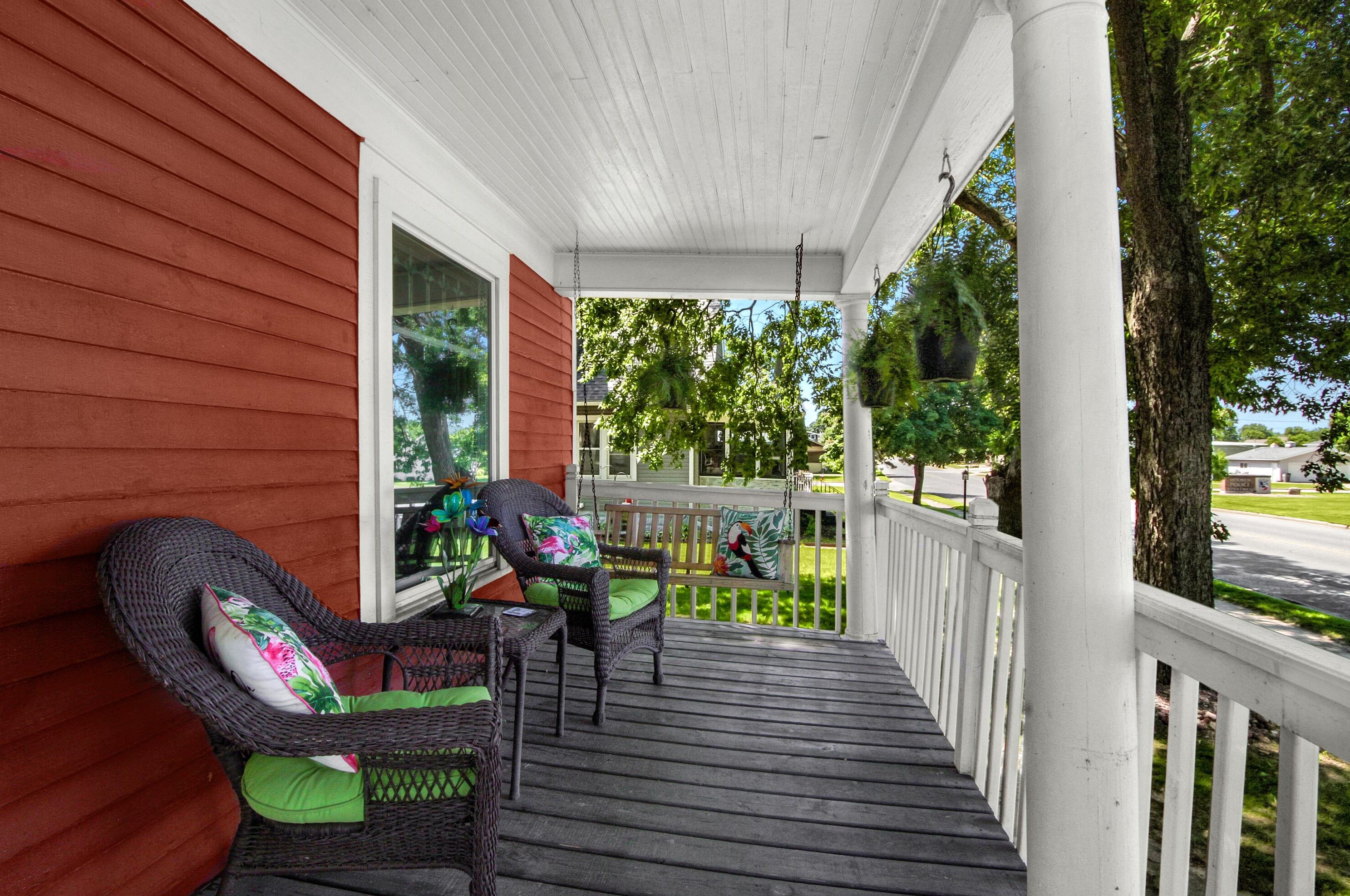 607 Main St S, Holmen, WI 54636