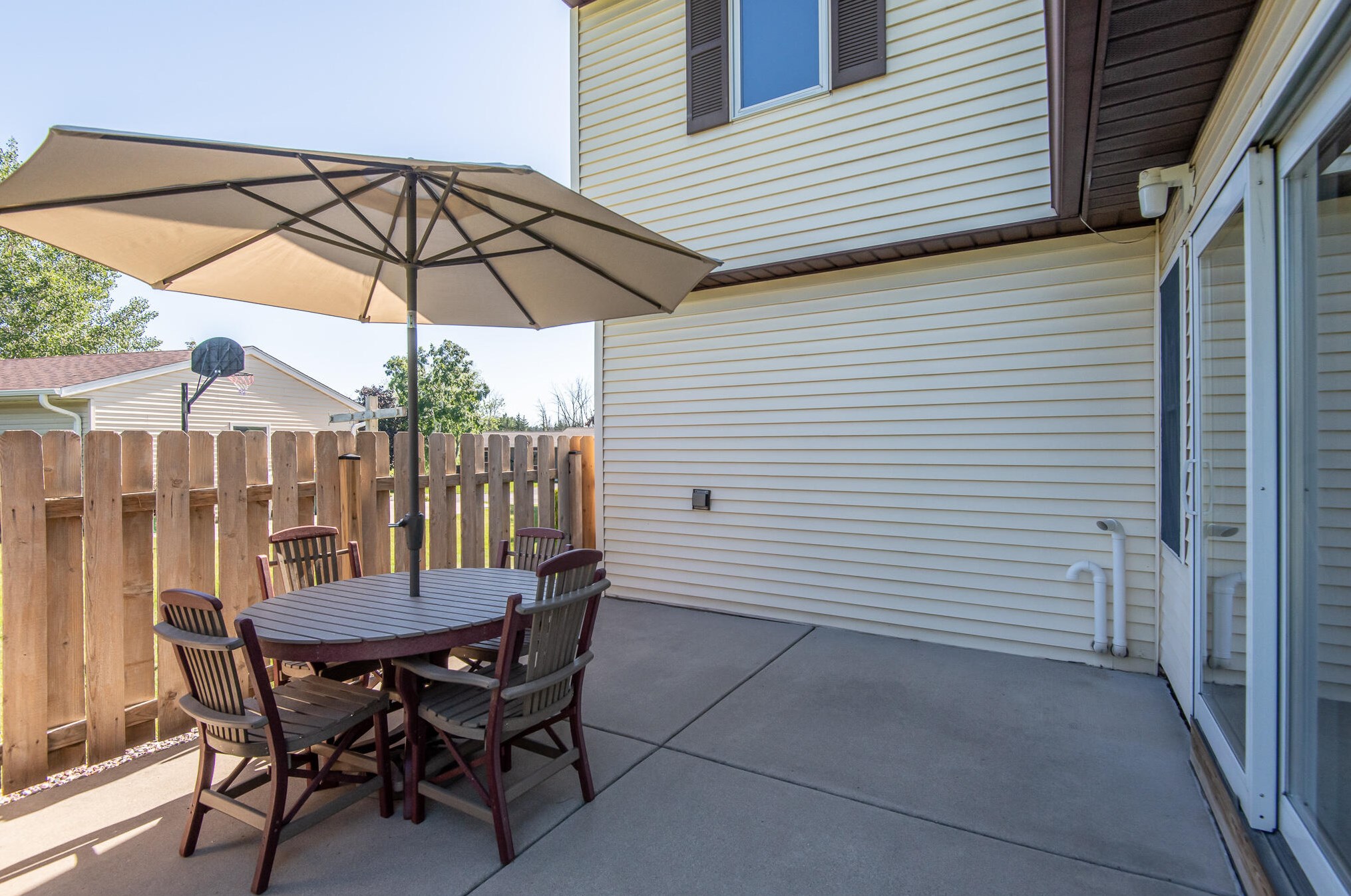 310 Prairie Run, Grafton WI  53024-1175 exterior