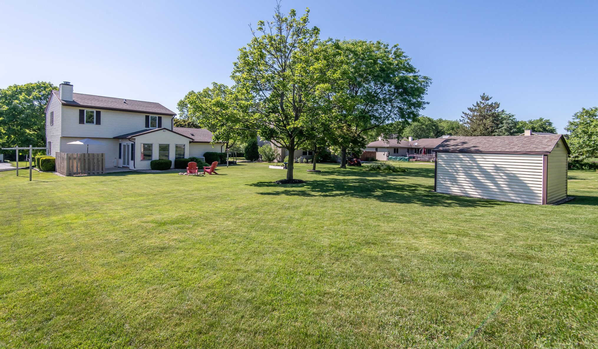 310 Prairie Run, Grafton WI  53024-1175 exterior