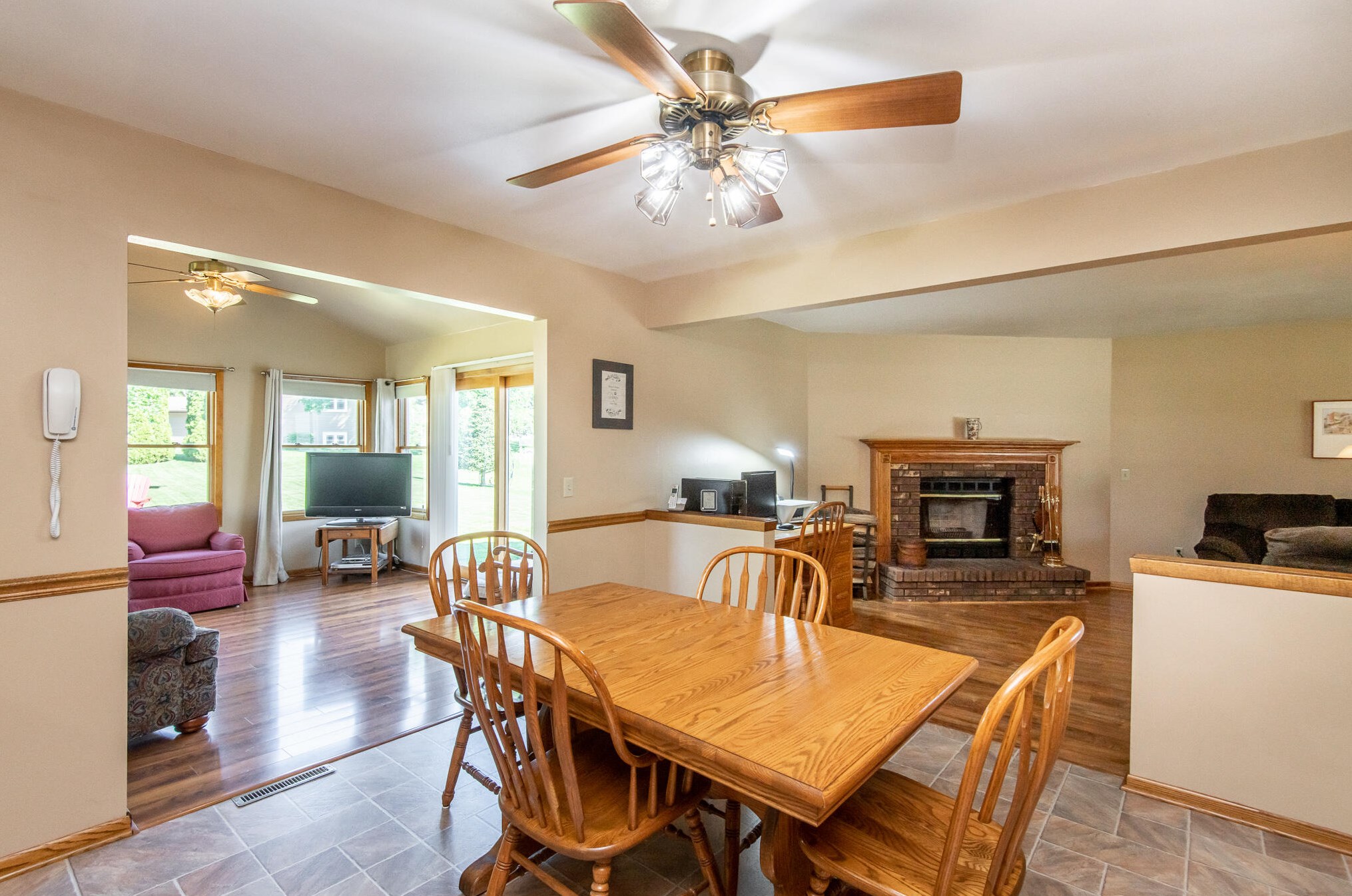 310 Prairie Run, Grafton WI  53024-1175 exterior