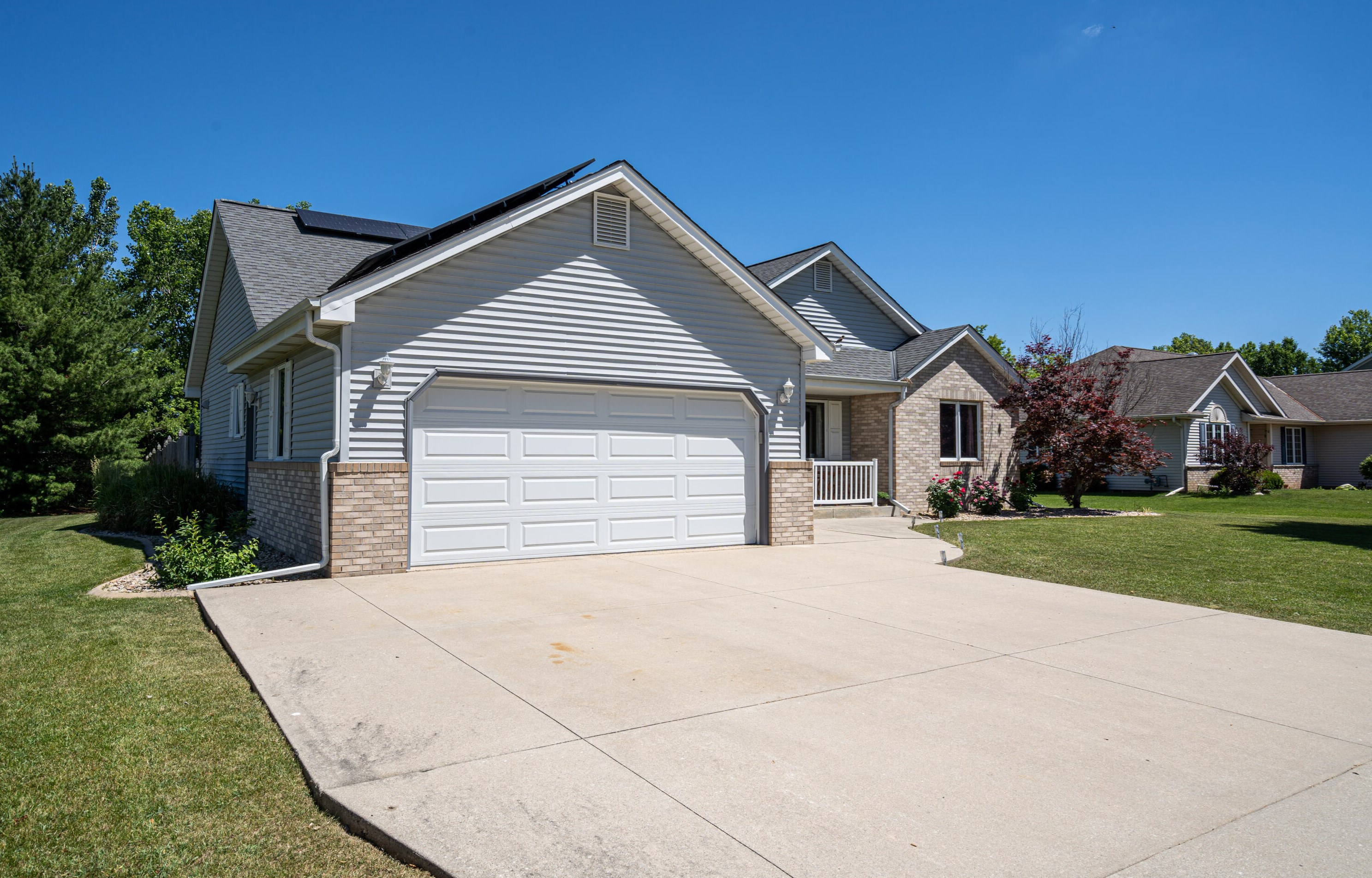 11480 W Magellan St, Hales Corners, WI 53132
