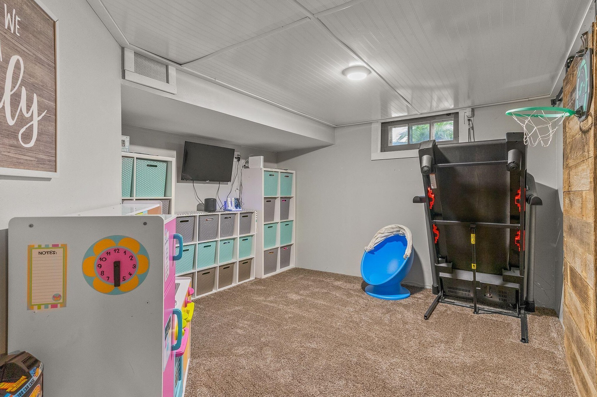 3901 86, Milwaukee WI 53222-2833 exterior