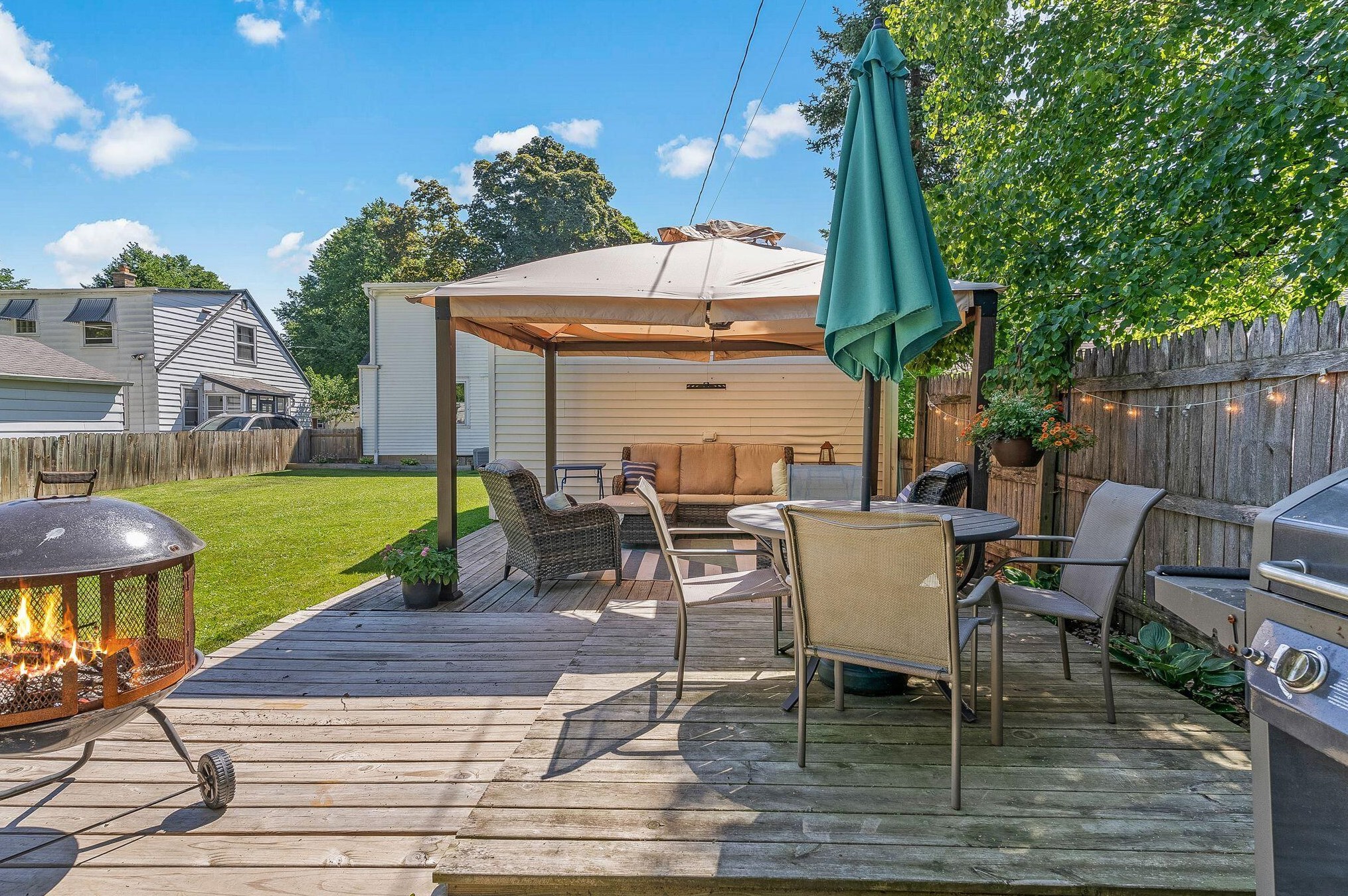 3901 86, Milwaukee WI 53222-2833 exterior