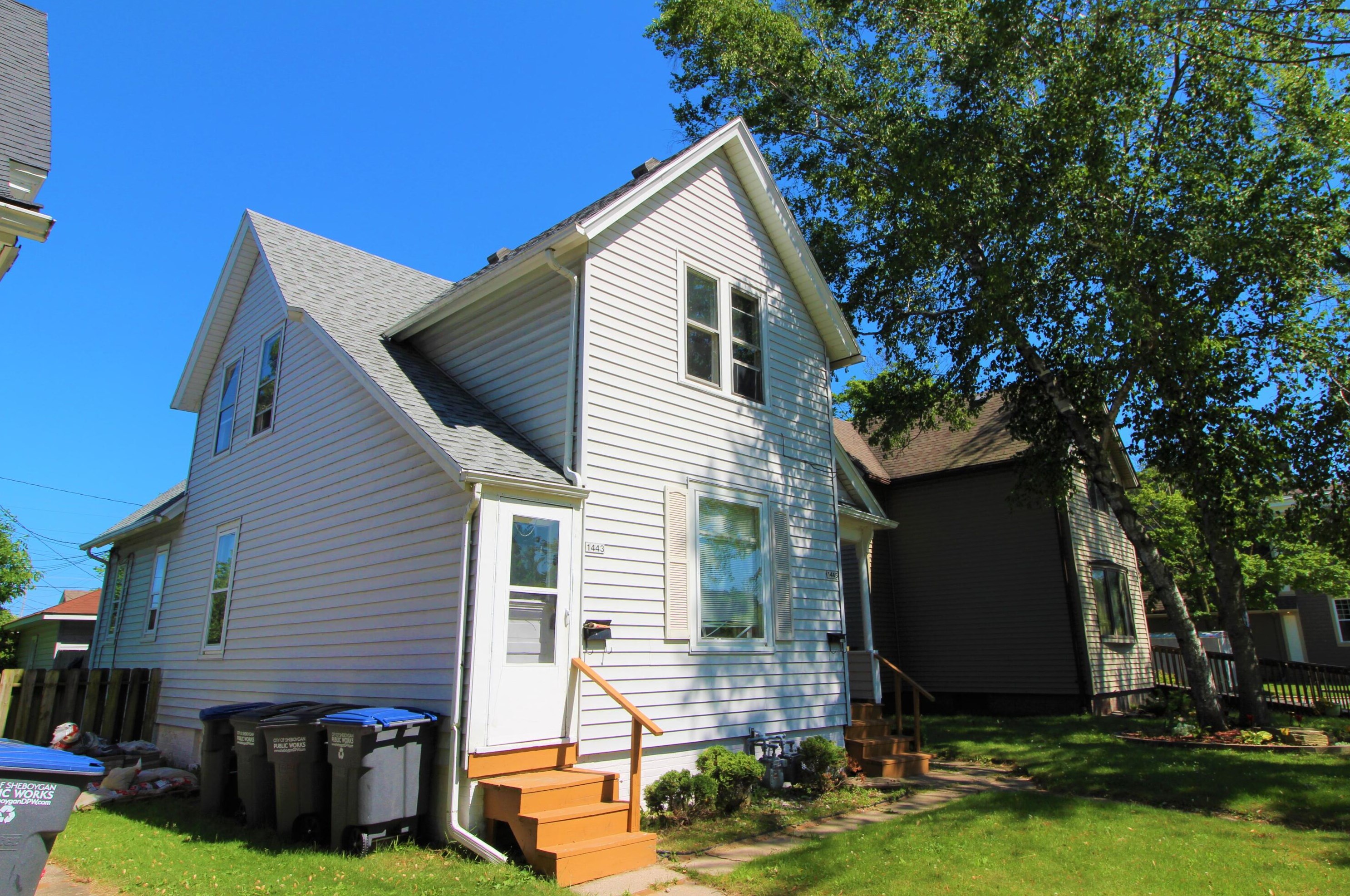 1443 9th St, Sheboygan, WI 53081-5332