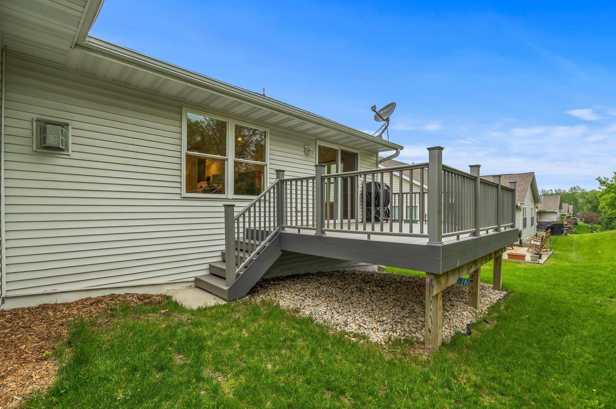 7425 Woodland Ct, Lyons WI  53105-8981 exterior