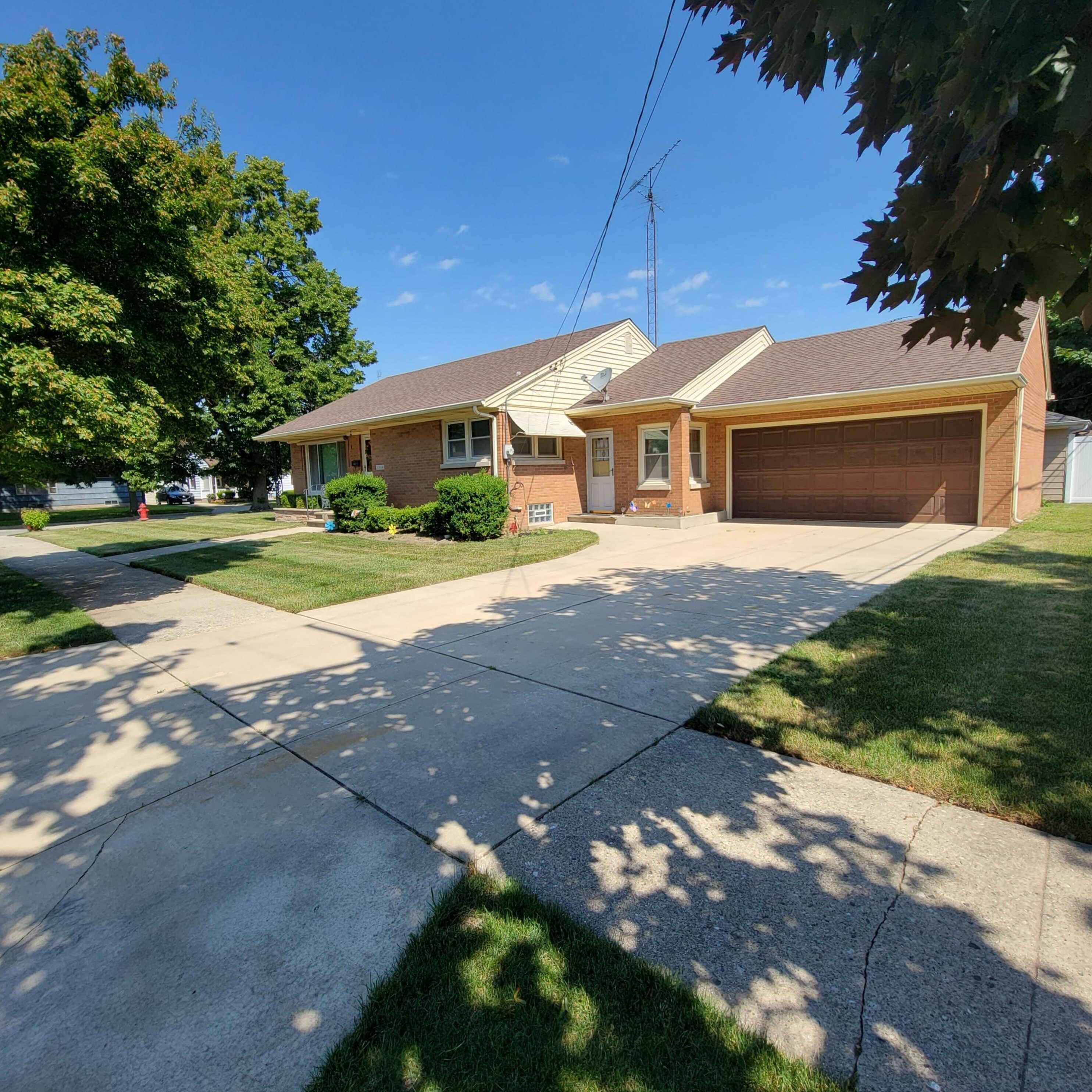 2314 79th St, Kenosha, WI 53143