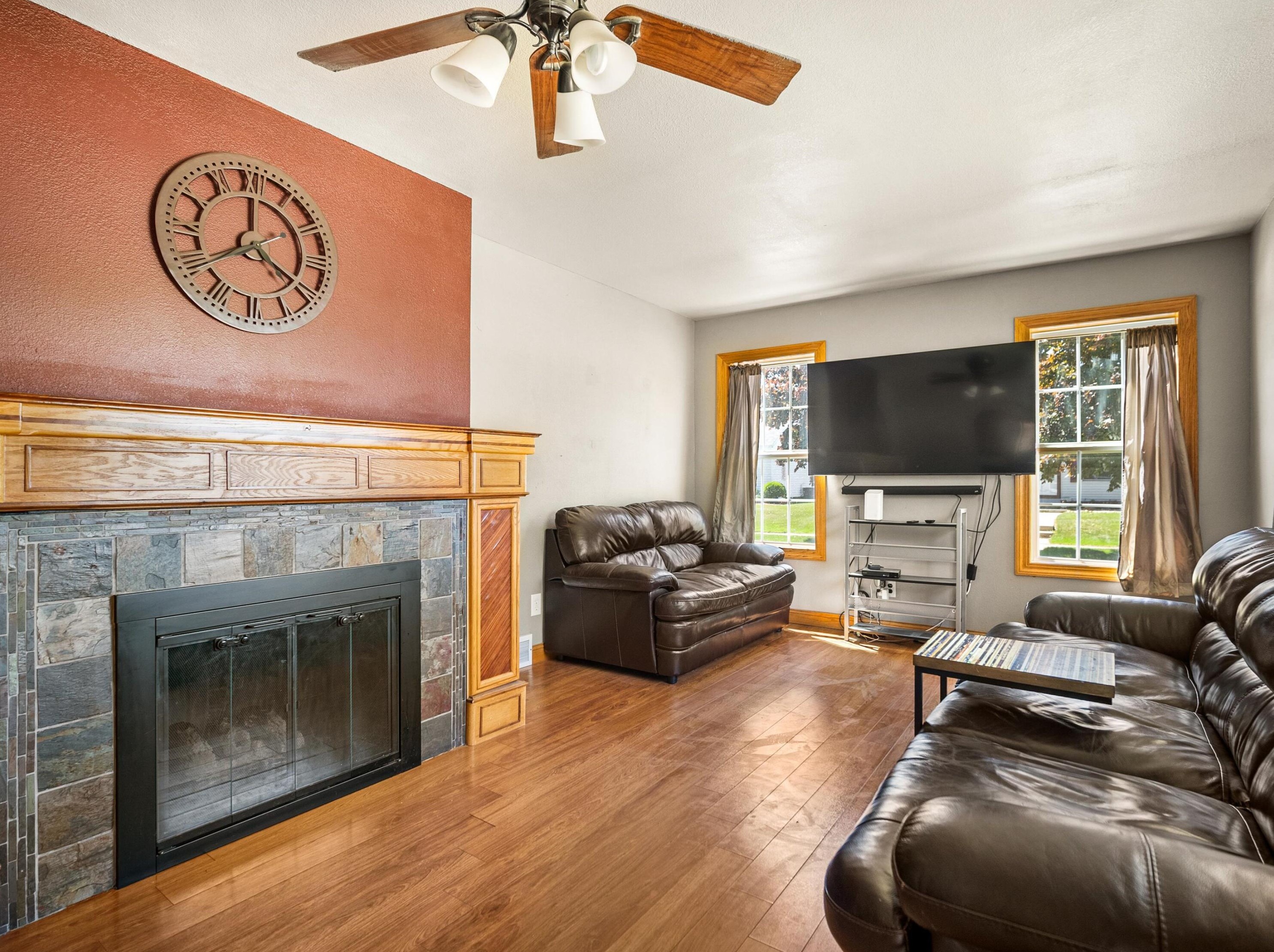 1821 S 18th St, Manitowoc, WI 54220