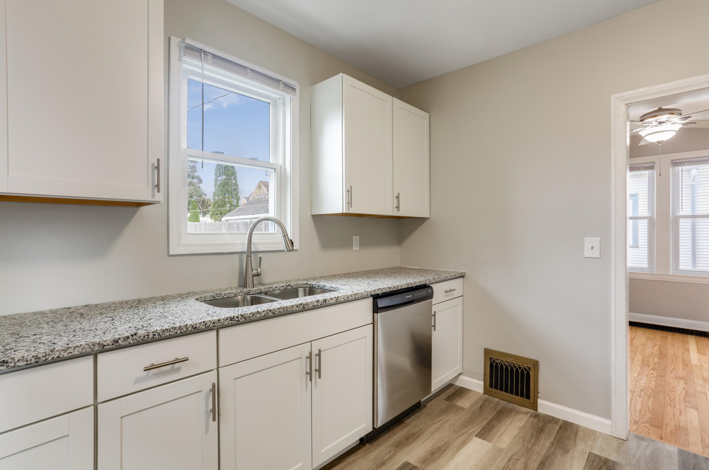 3815 Kinzie Ave, Racine WI  53405-2329 exterior