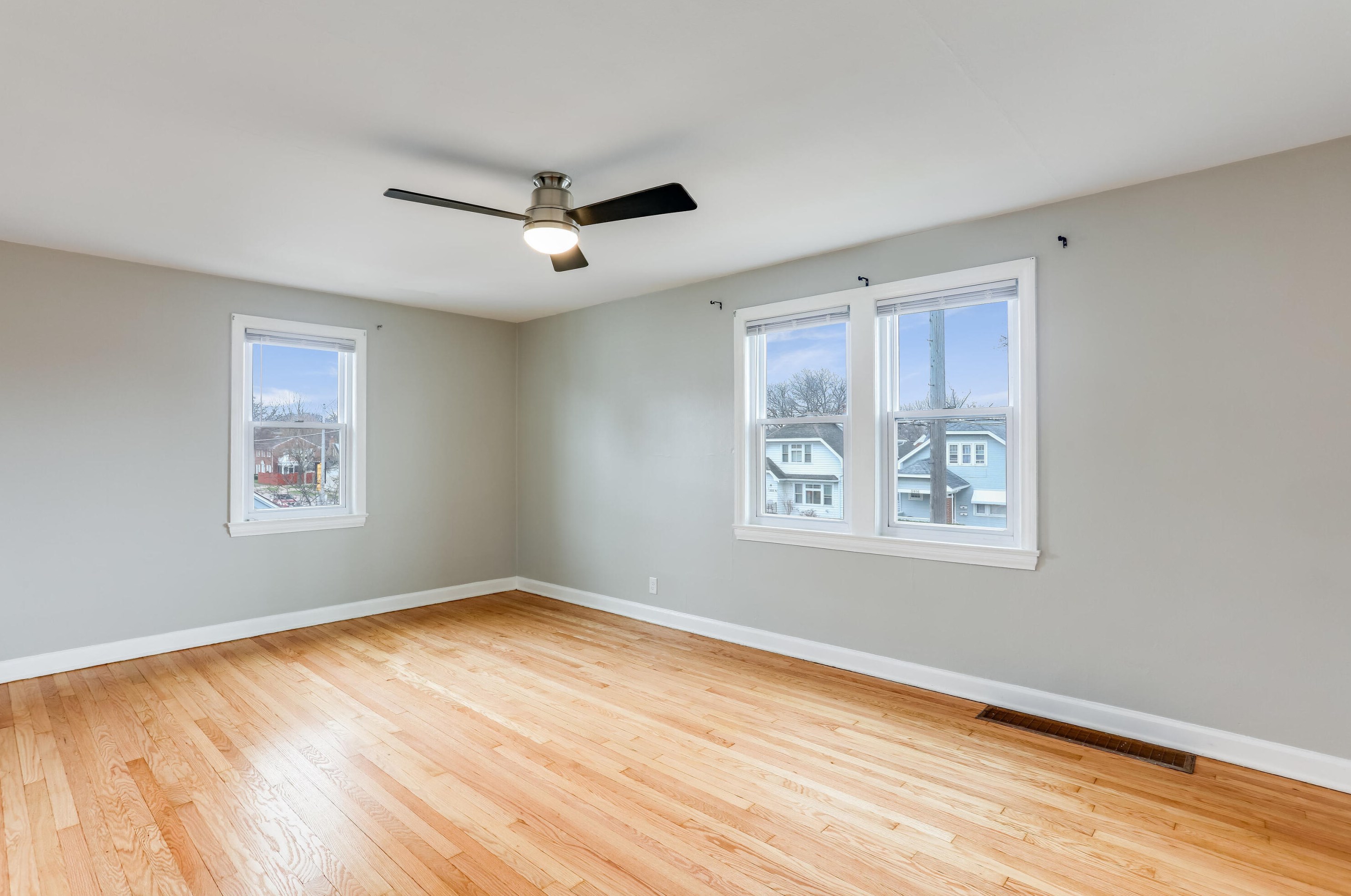 3815 Kinzie Ave, Racine WI  53405-2329 exterior