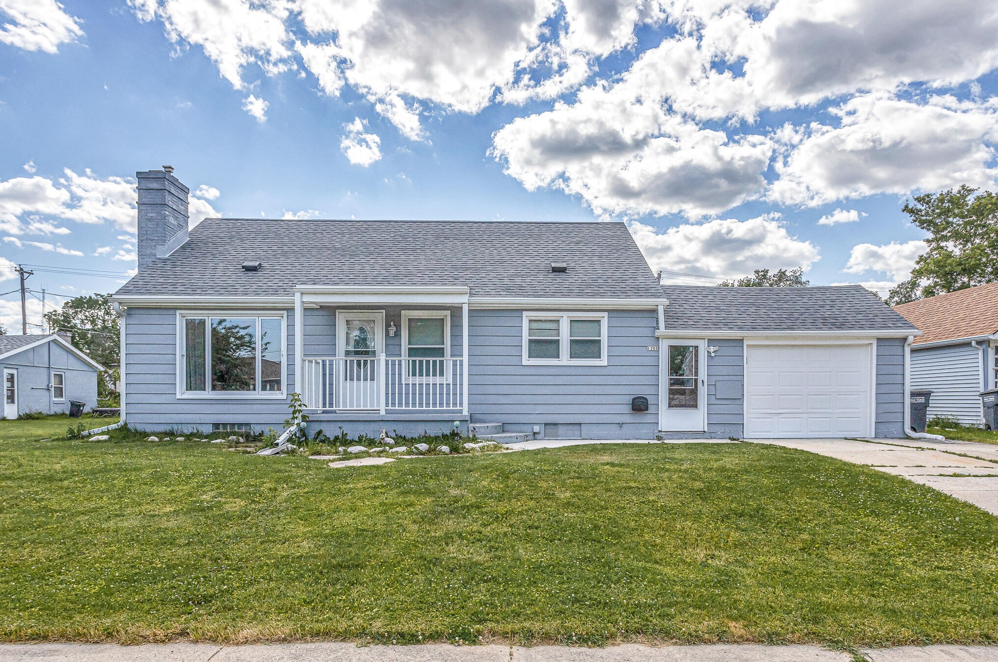 1208 27th St, Sheboygan WI  53081-3119 exterior