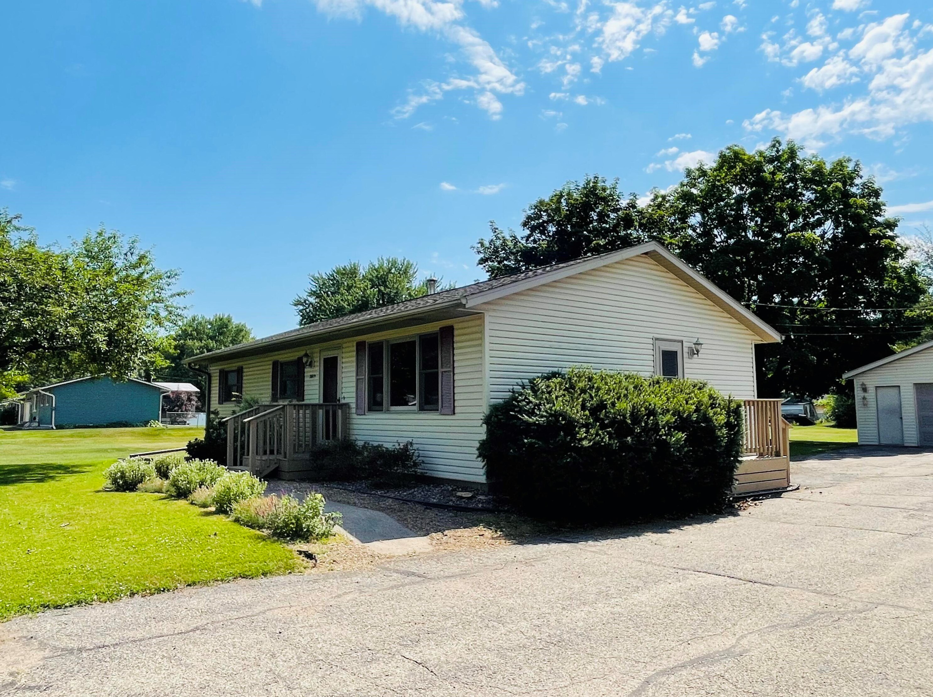 2815 Marion St, La Crosse, WI 54603