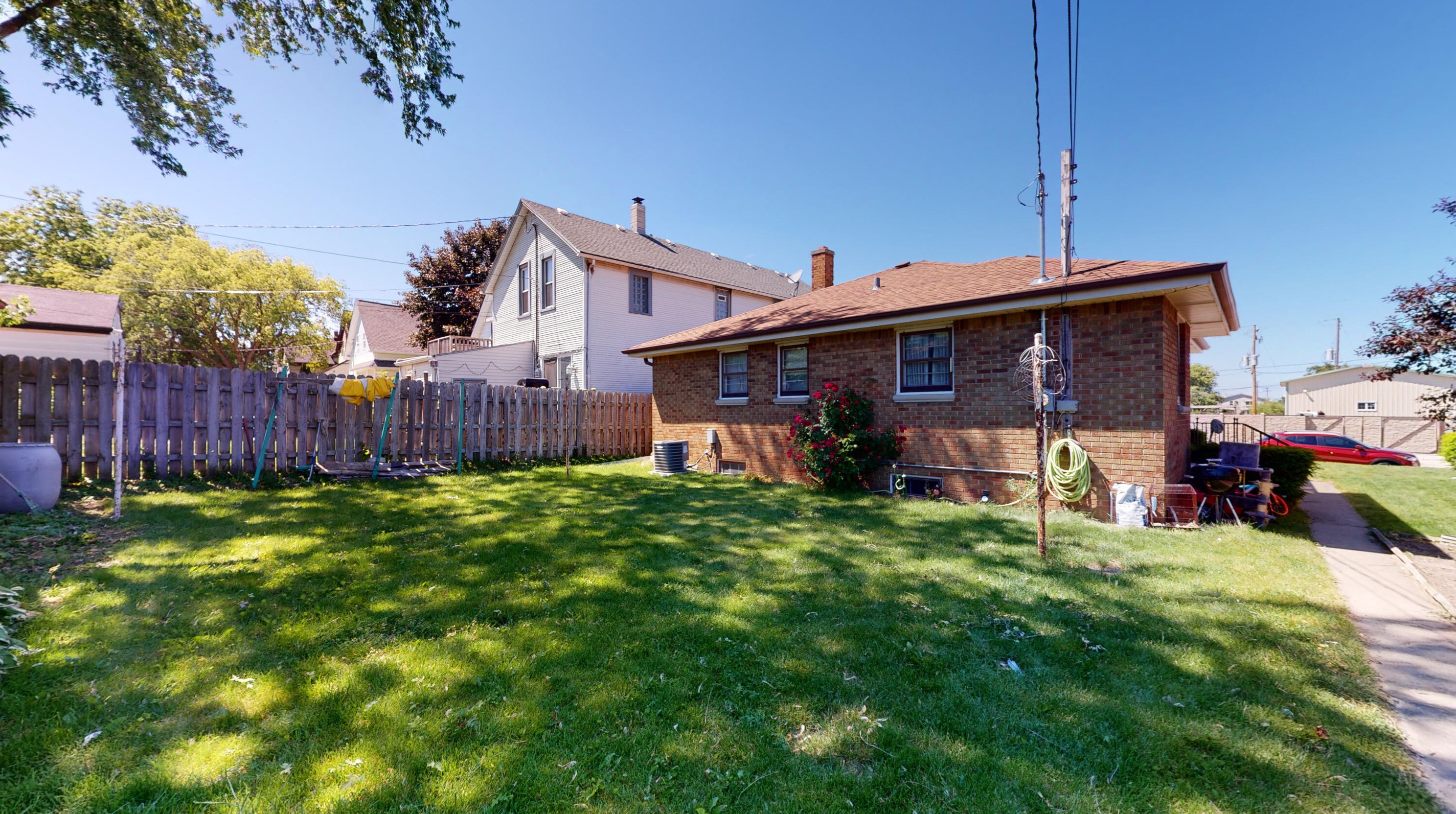 1209 Minnesota Ave, South Milwaukee, WI 53172-2025