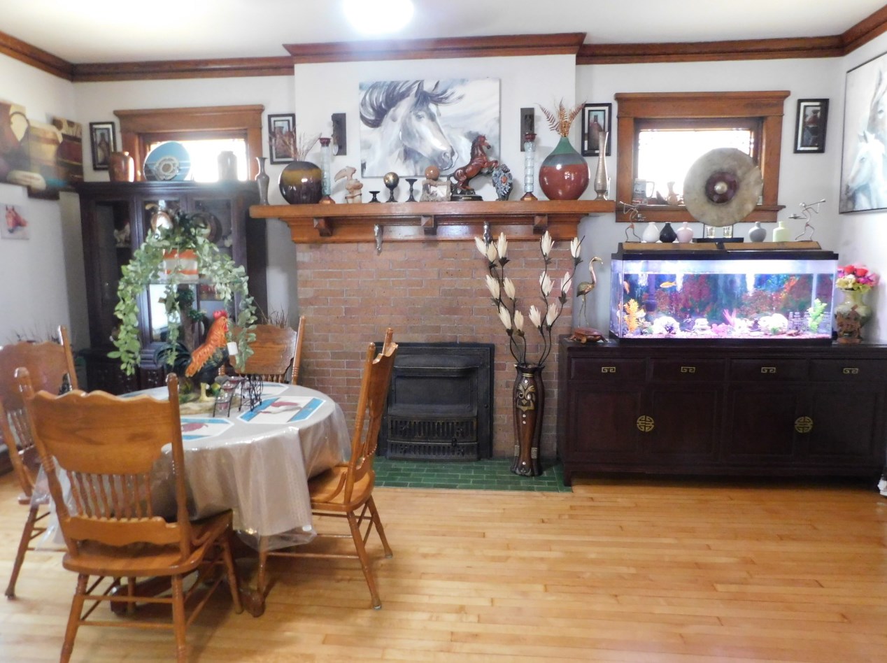 1236 S 9th St, Milwaukee, WI 53204