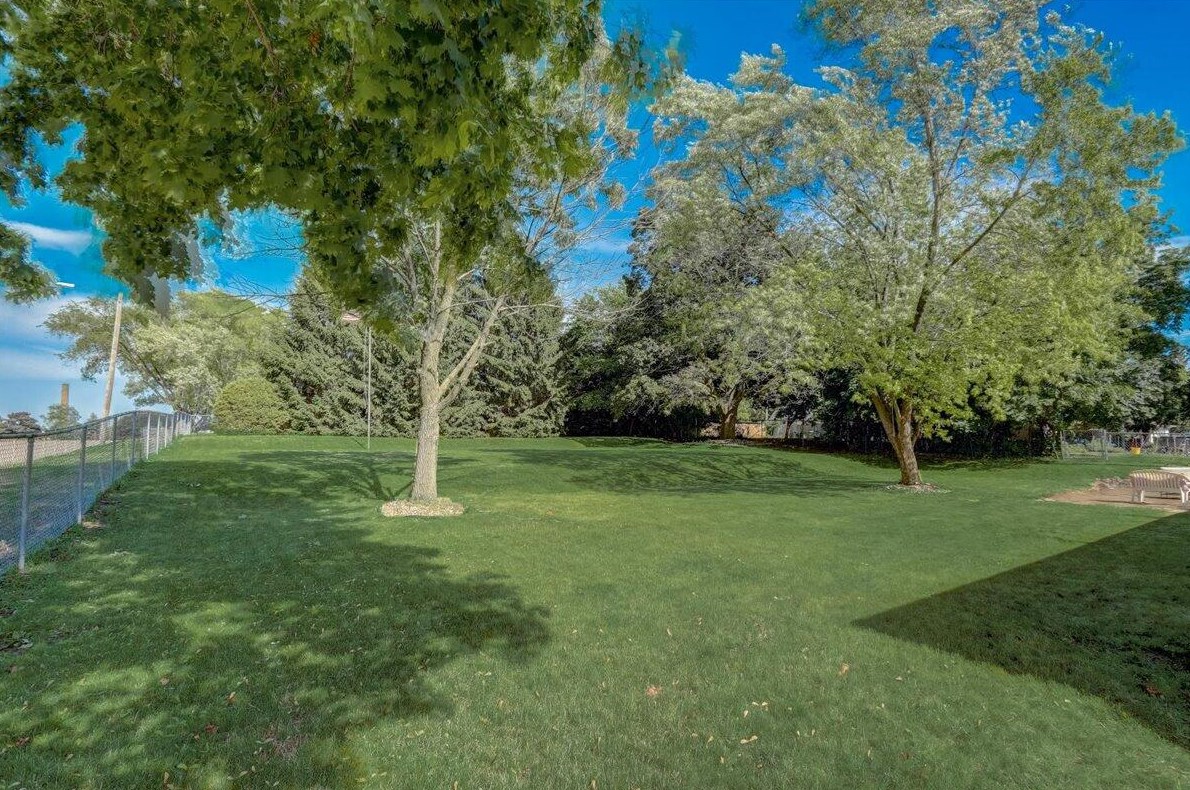 1355 Howard St, Racine WI  53404-2405 exterior