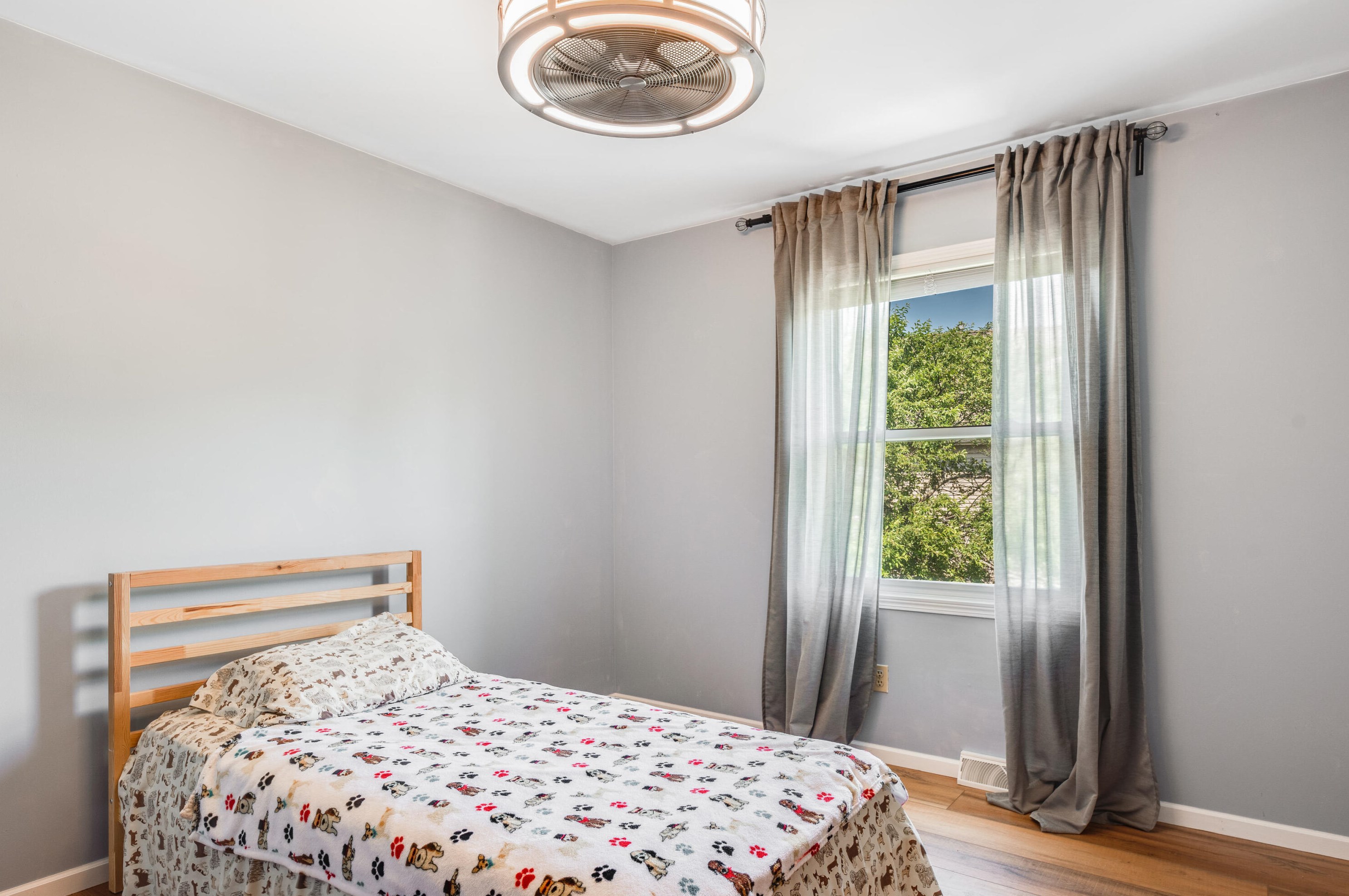 3800 Glencoe Dr, Racine WI  53403-9427 exterior