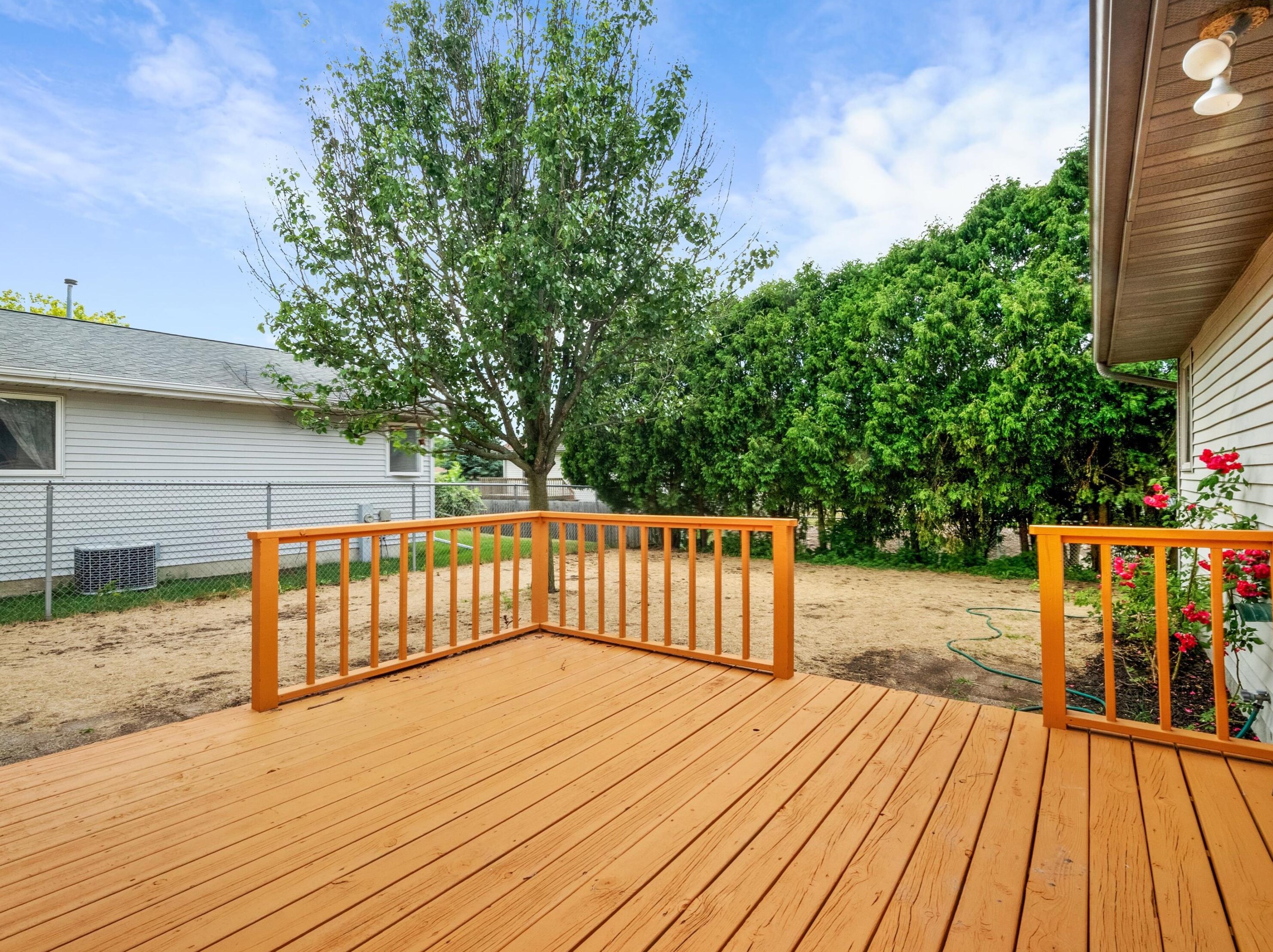 2414 27 St, Sheboygan WI 53083-4482 exterior