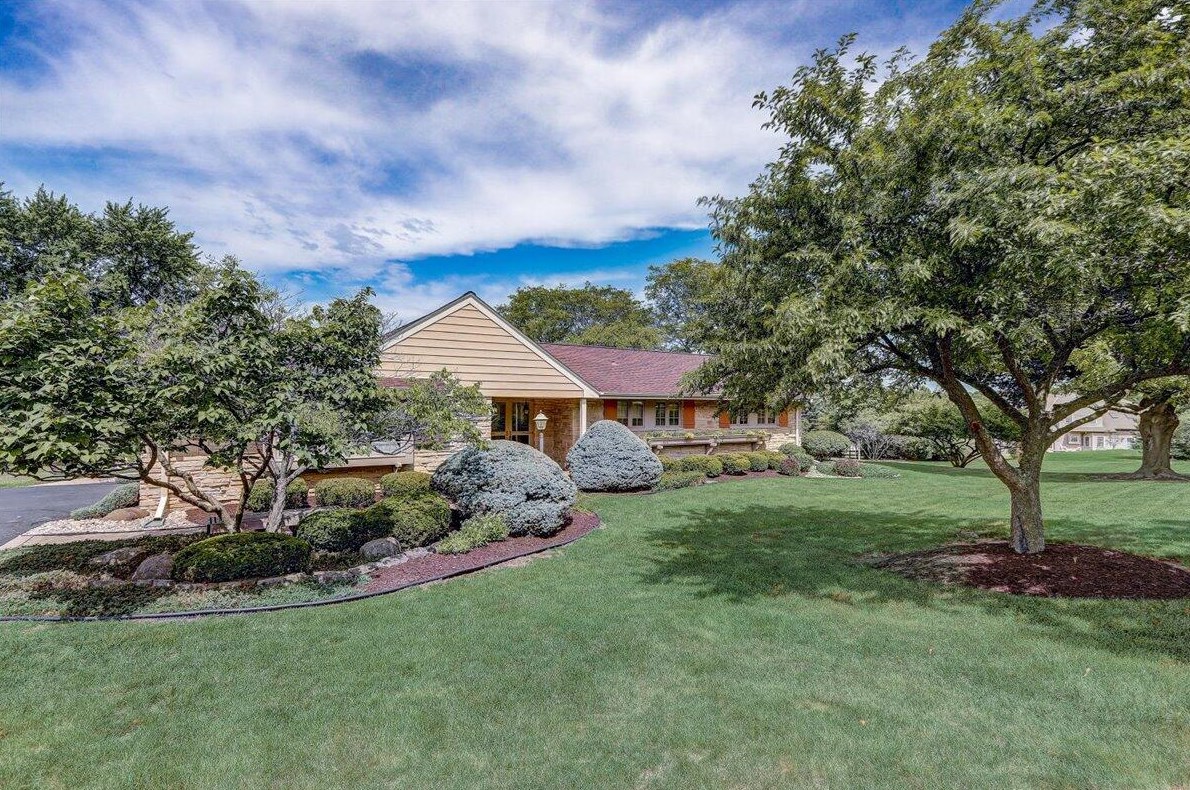 4728 S Loomis Rd, Waterford, WI 53185